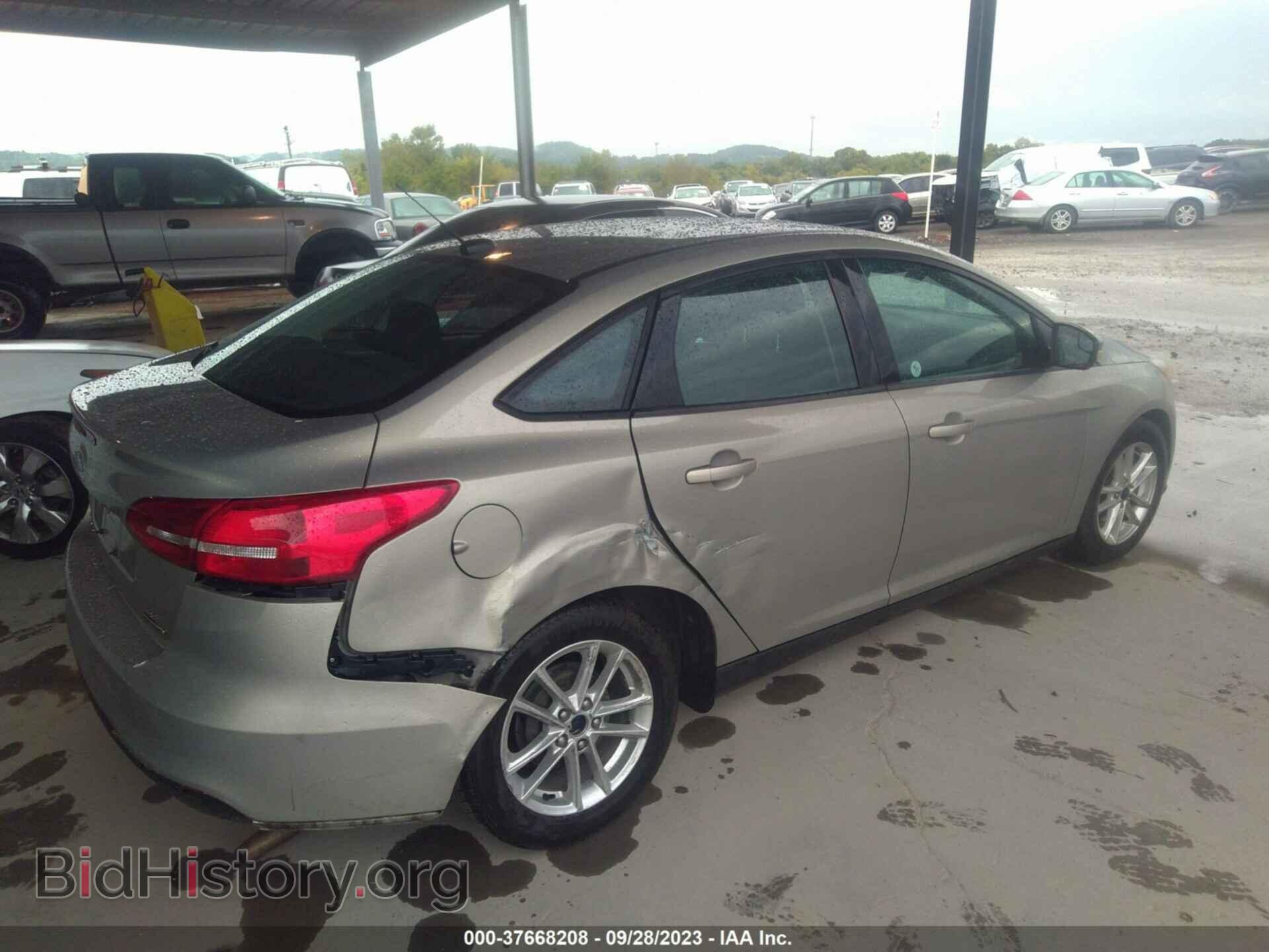 2016 FORD FOCUS - VIN: 1FADP3F22GL330745 - Photo 4