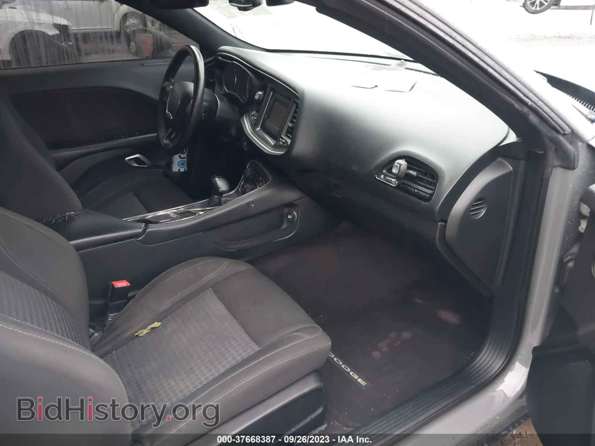 2017 DODGE CHALLENGER - VIN: 2C3CDZAG2HH550328 - Фото 5