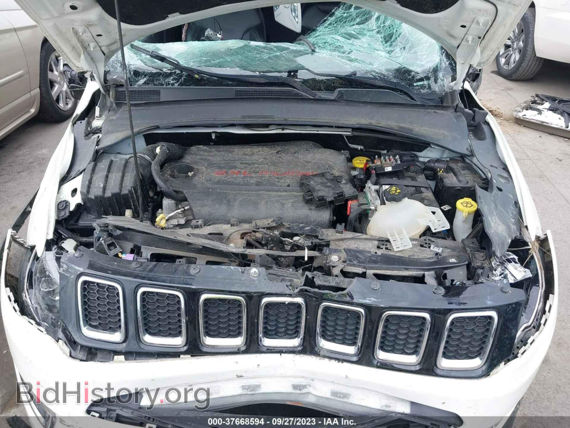 2018 JEEP COMPASS - VIN: 3C4NJDCB9JT112985 - Фото 10