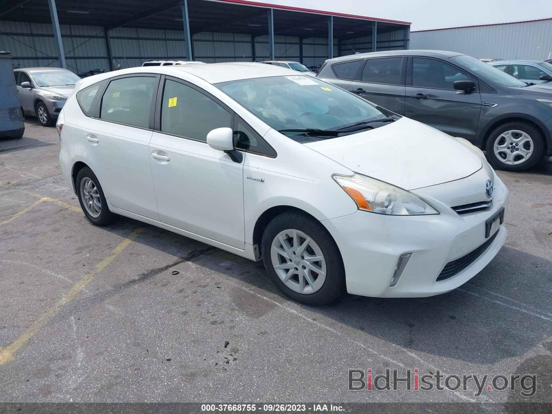 Фотография JTDZN3EU9E3323474 - TOYOTA PRIUS V 2014