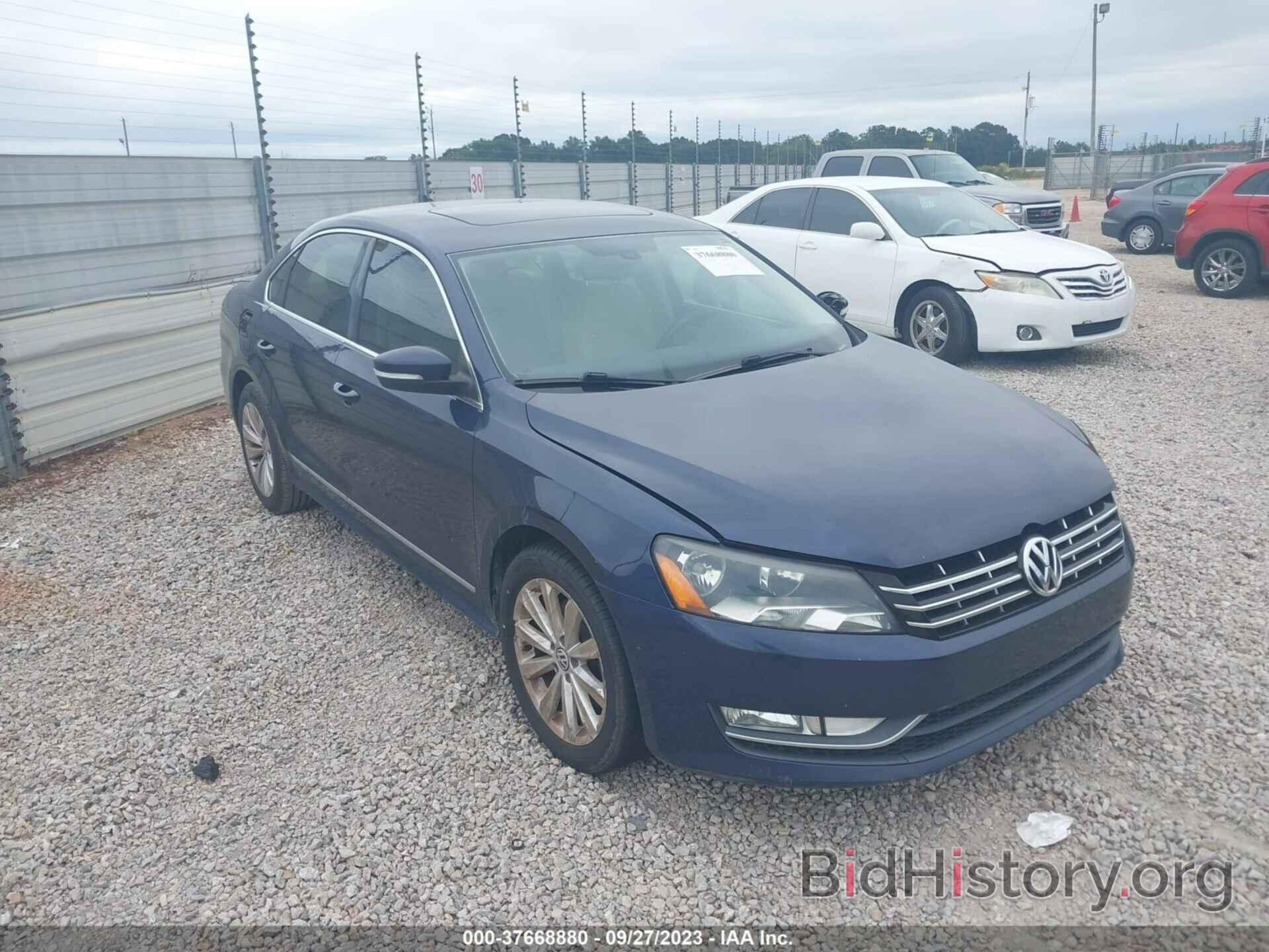 Photo 1VWCH7A32CC111088 - VOLKSWAGEN PASSAT 2012