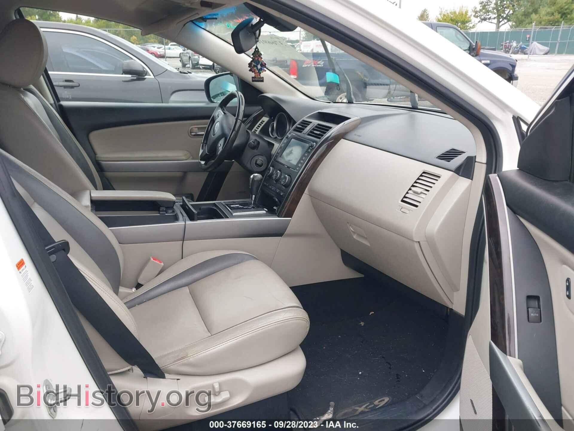 2011 MAZDA CX-9 - VIN: JM3TB2DA2B0300042 - Фото 5