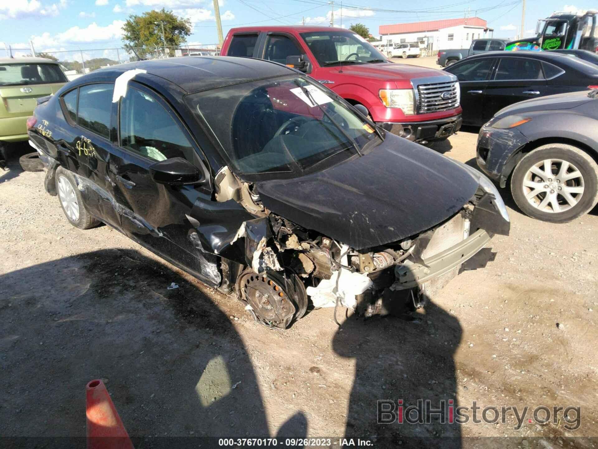 Photo 3N1CN7AP4JL808605 - NISSAN VERSA SEDAN 2018