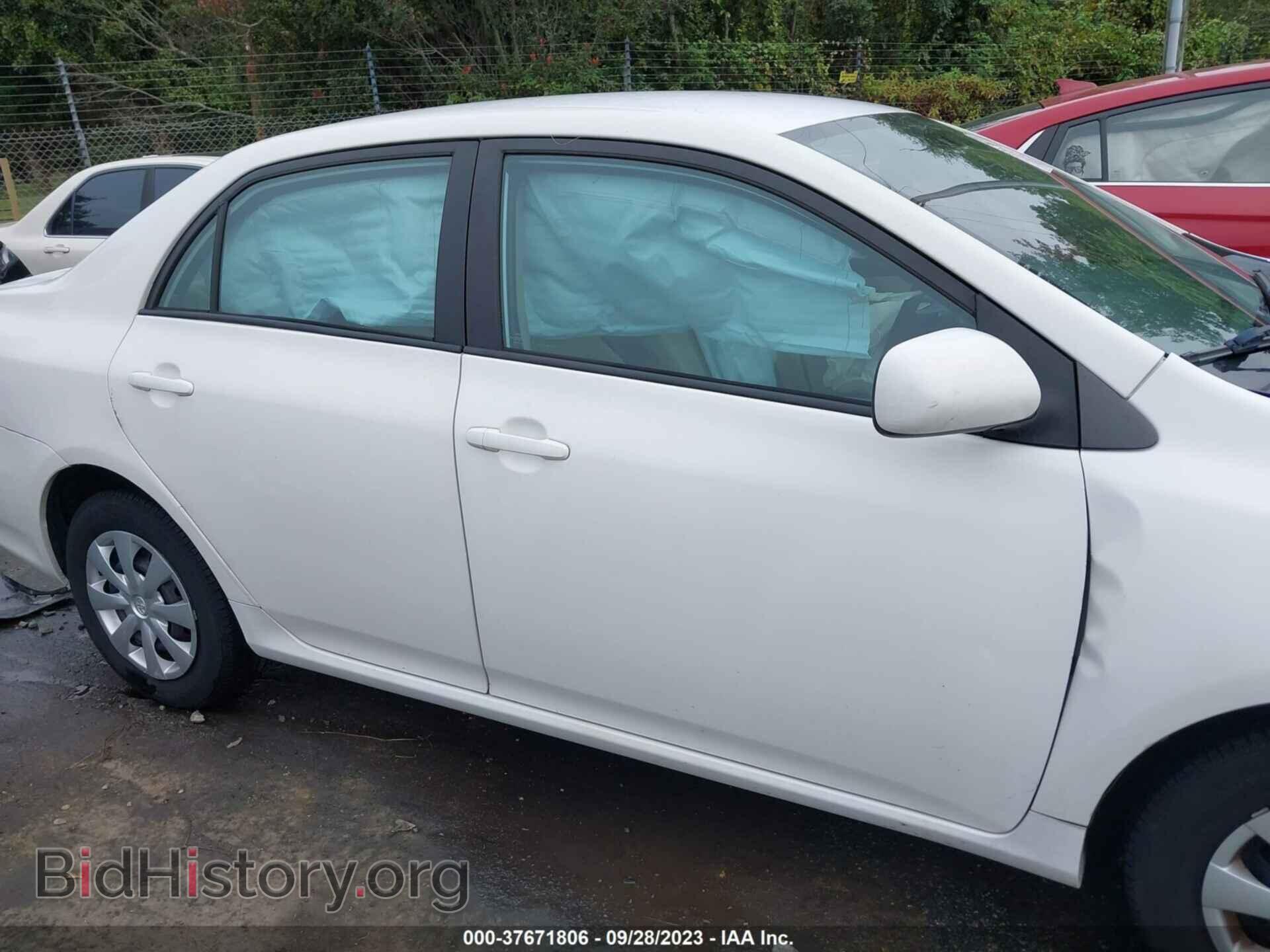 2011 TOYOTA COROLLA - VIN: 2T1BU4EE4BC690935 - Фото 13