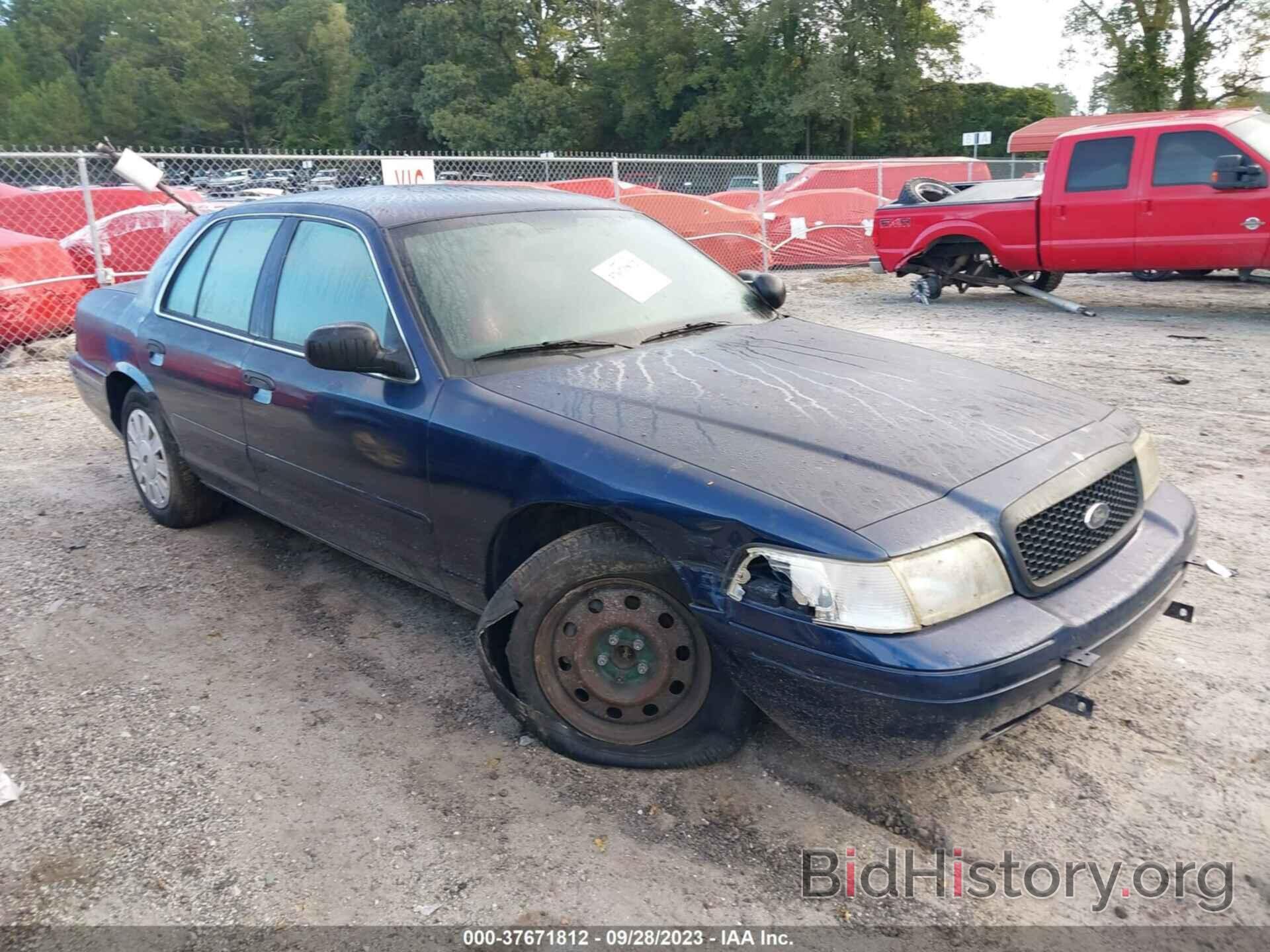 Photo 2FAFP71WX6X100589 - FORD POLICE INTERCEPTOR 2006