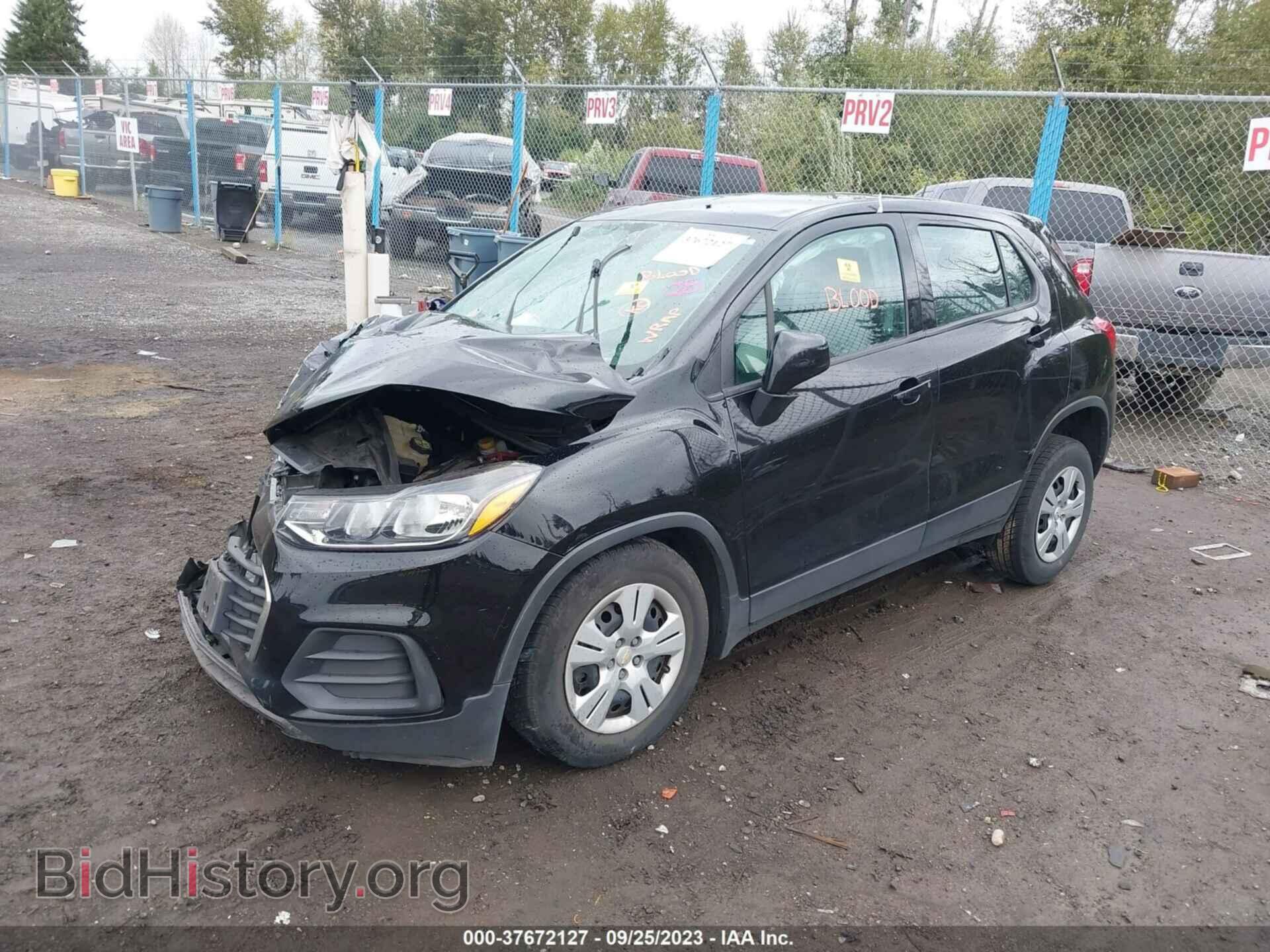 2017 CHEVROLET TRAX - VIN: 3GNCJKSB4HL203404 - Фото 2