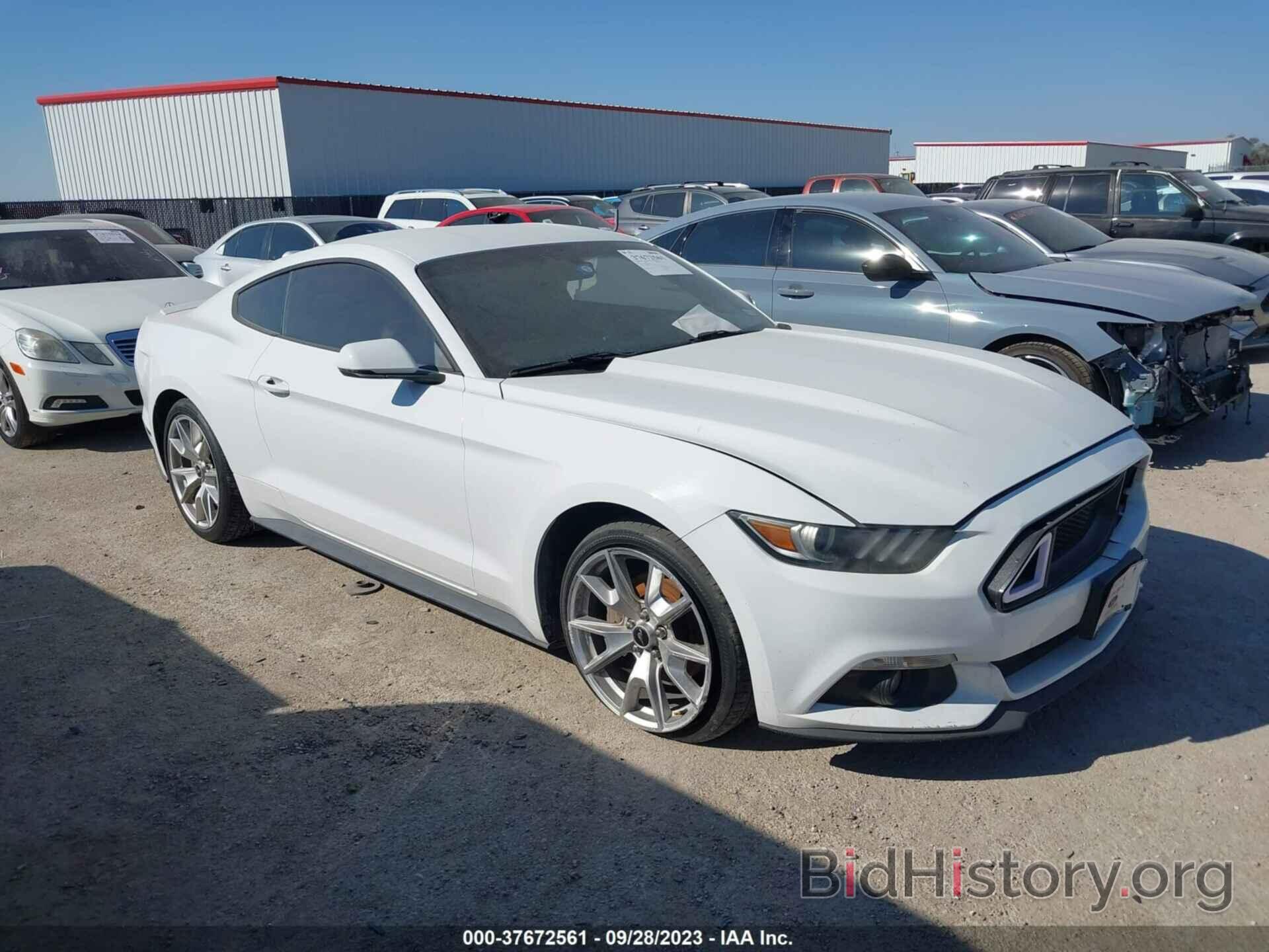 Photo 1FA6P8TH5F5381206 - FORD MUSTANG 2015