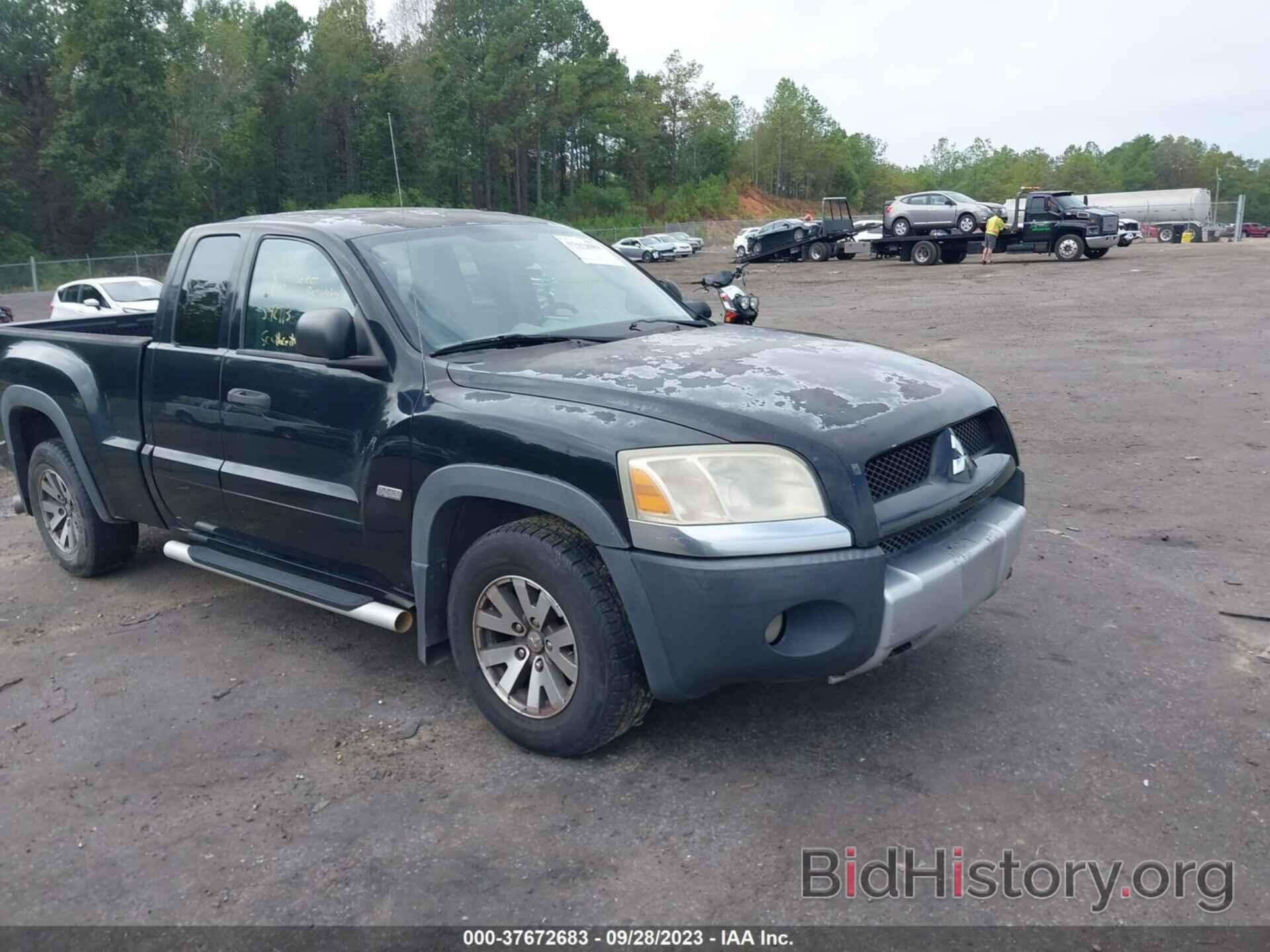 Photo 1Z7HC32N56S542913 - MITSUBISHI RAIDER 2006