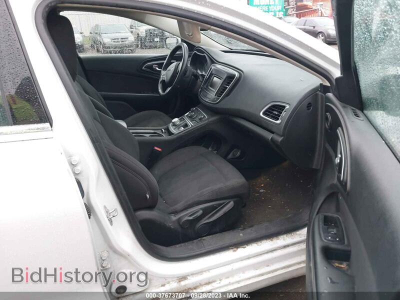 2015 Chrysler 200 (VIN 1C3CCCAB4FN743136) — фото 5 из 11
