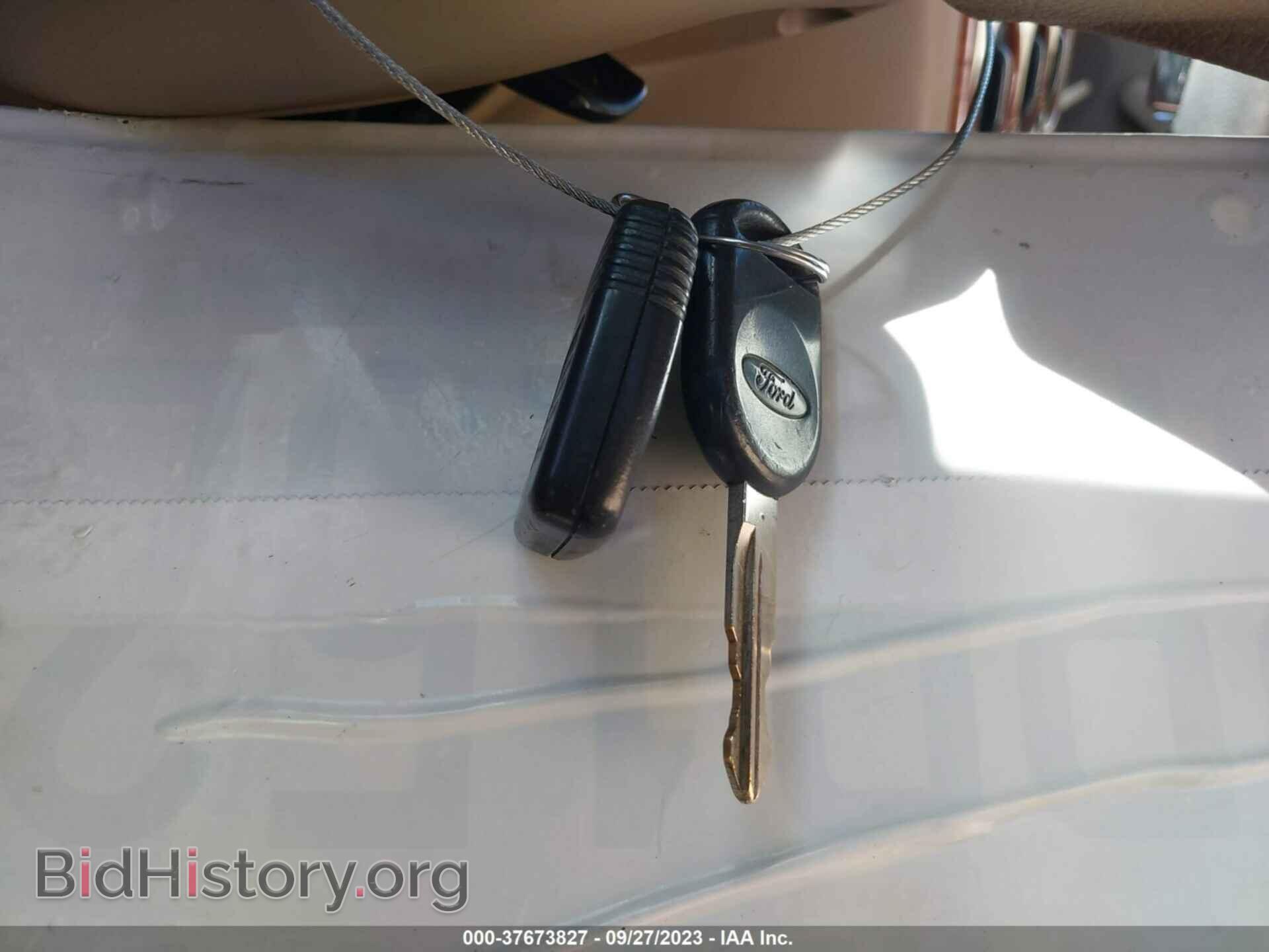 2007 FORD EXPLORER - VIN: 1FMEU64E77UA83668 - Фото 11