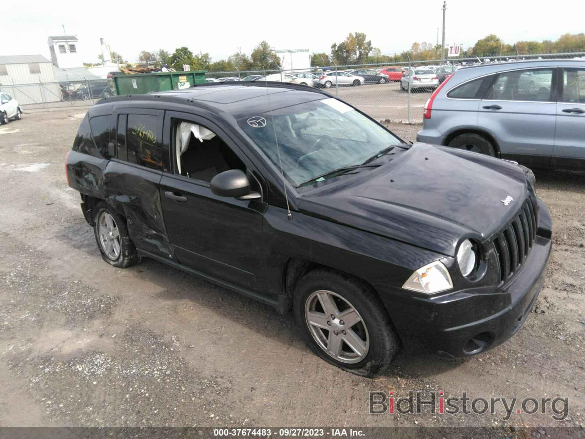 Photo 1J8FT47W98D787725 - JEEP COMPASS 2008