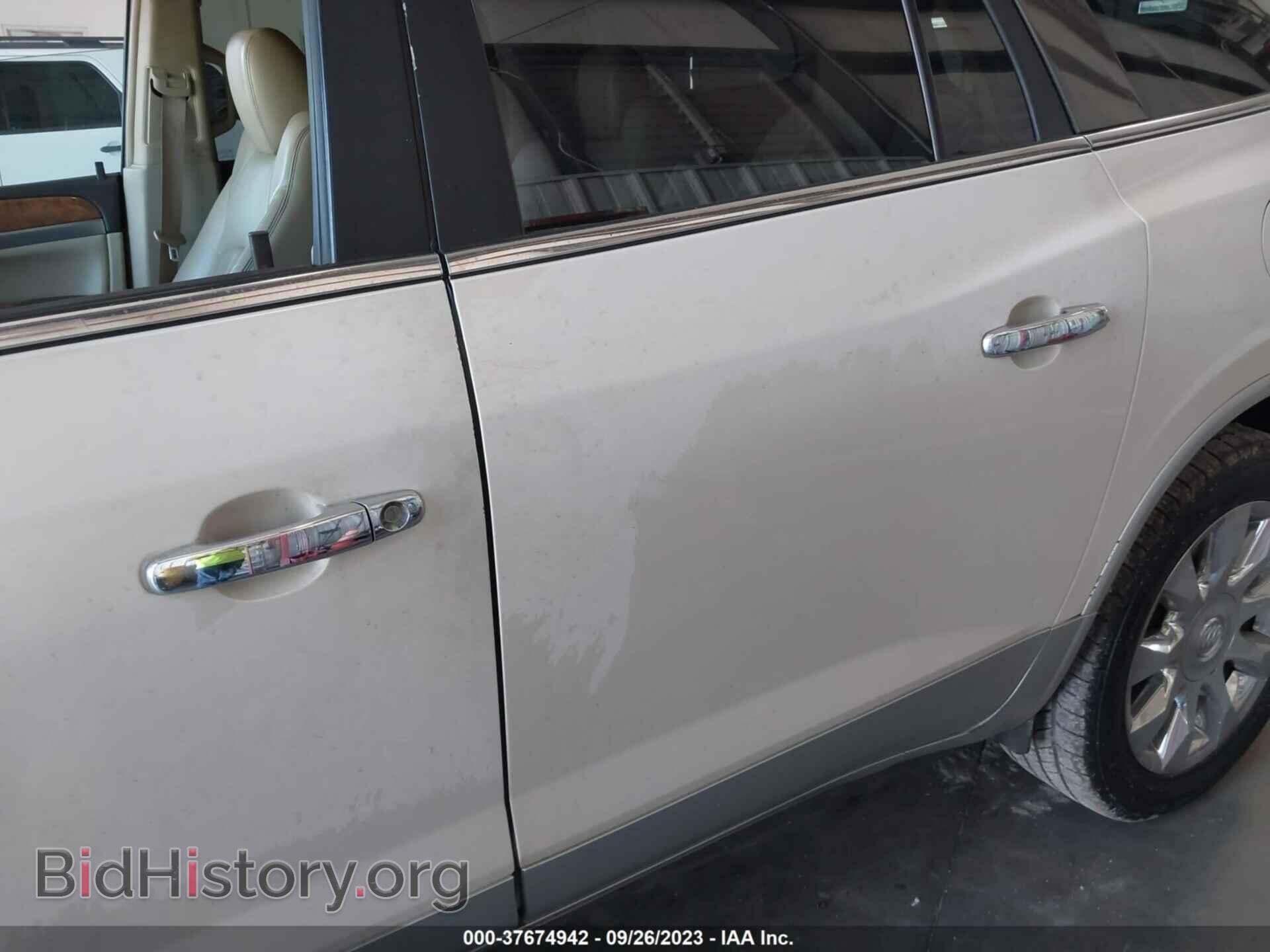2010 BUICK ENCLAVE - VIN: 5GALVCED3AJ100067 - Фото 6