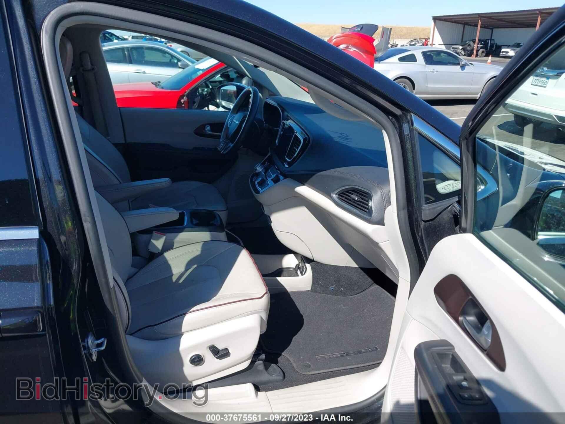 2017 CHRYSLER PACIFICA - VIN: 2C4RC1GG1HR616167 - Photo 5