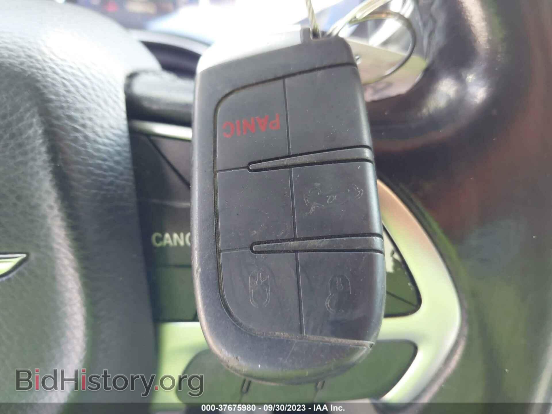 2016 CHRYSLER 200 - VIN: 1C3CCCAB5GN164089 - Фото 11