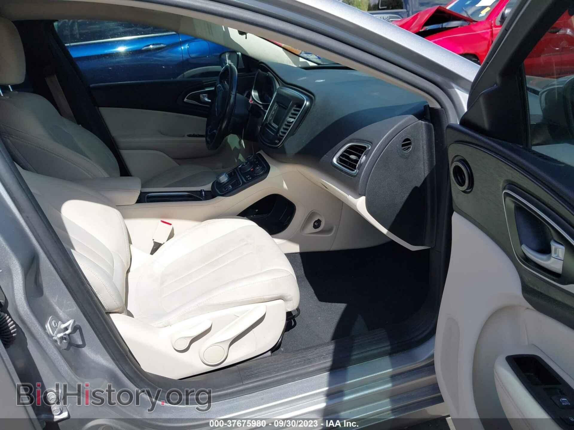 2016 CHRYSLER 200 - VIN: 1C3CCCAB5GN164089 - Фото 5