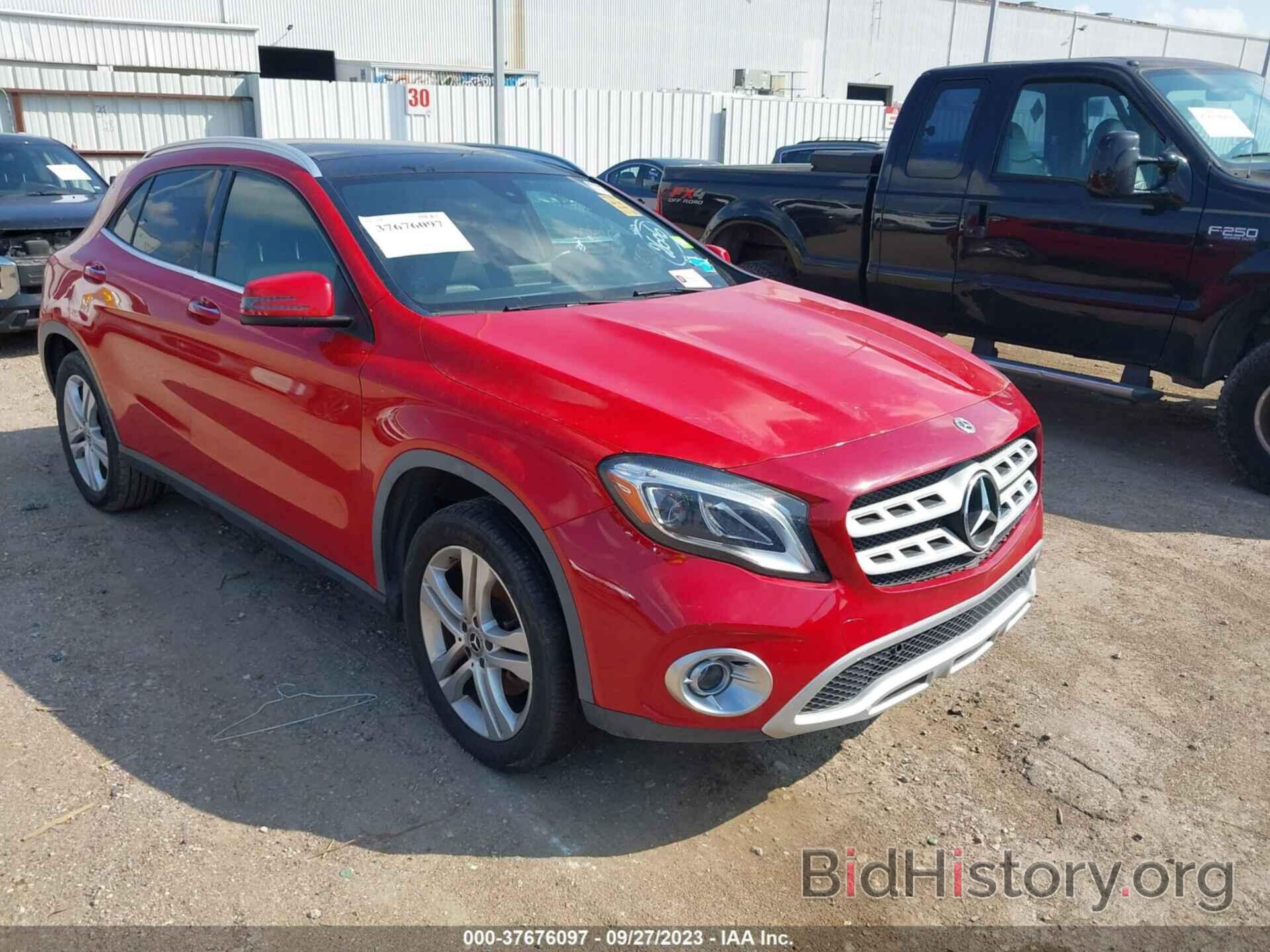 Фотография WDCTG4EB8KJ552606 - MERCEDES-BENZ GLA 2019