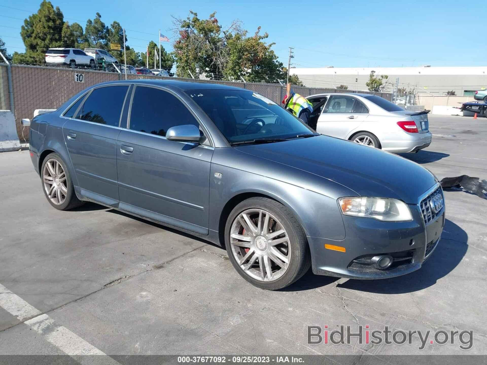 Photo WAUGL78E27A119362 - AUDI S4 2007