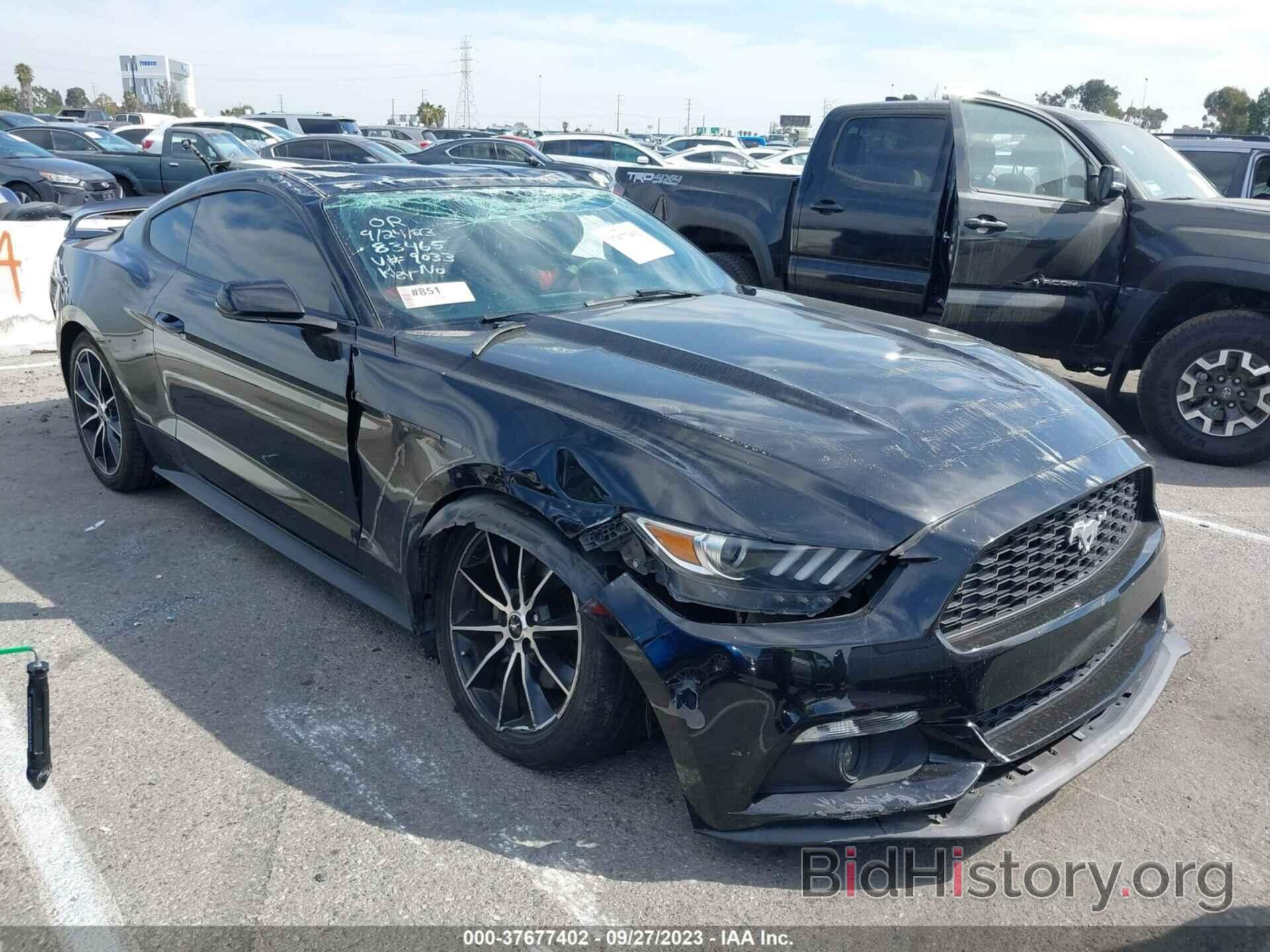 Photo 1FA6P8THXF5409033 - FORD MUSTANG 2015