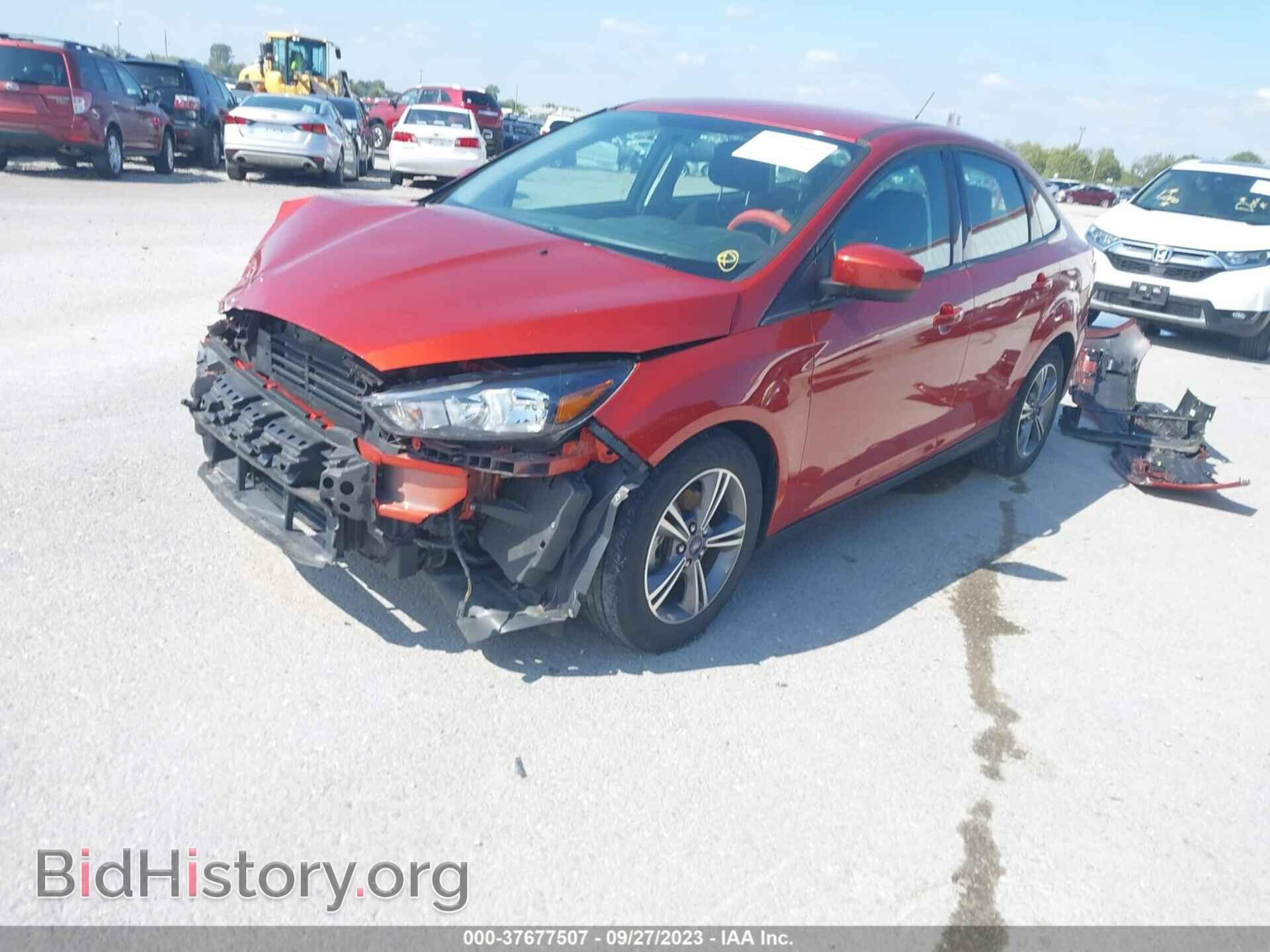 2018 FORD FOCUS - VIN: 1FADP3FE2JL255496 - Фото 2