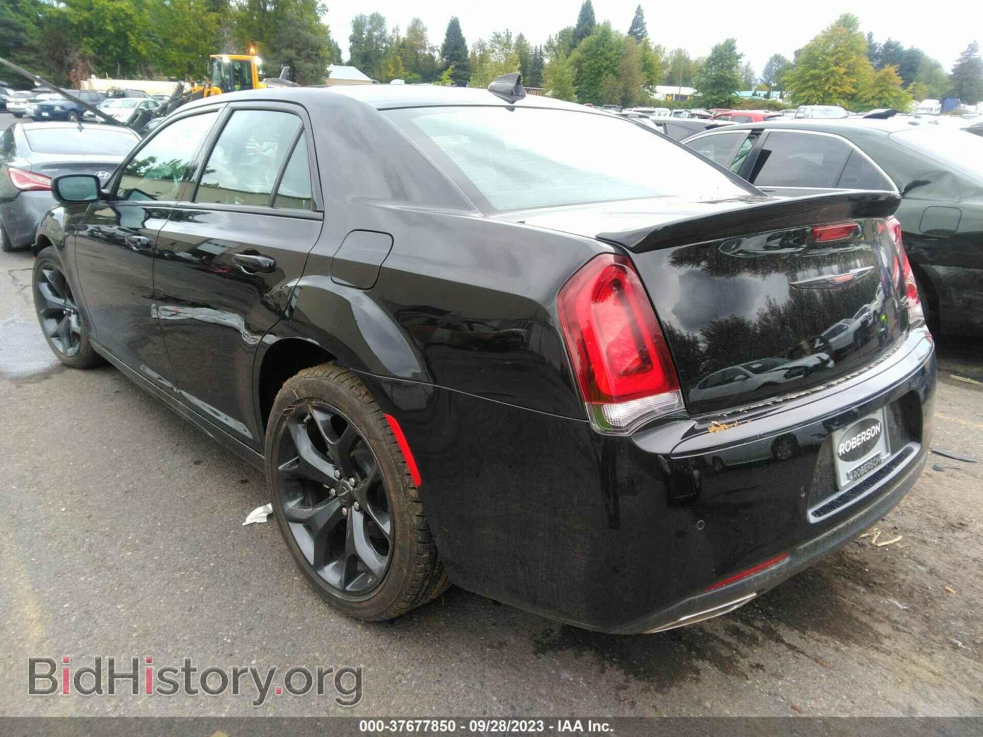 2023 CHRYSLER 300 - VIN: 2C3CCABT5PH613906 - Фото 3