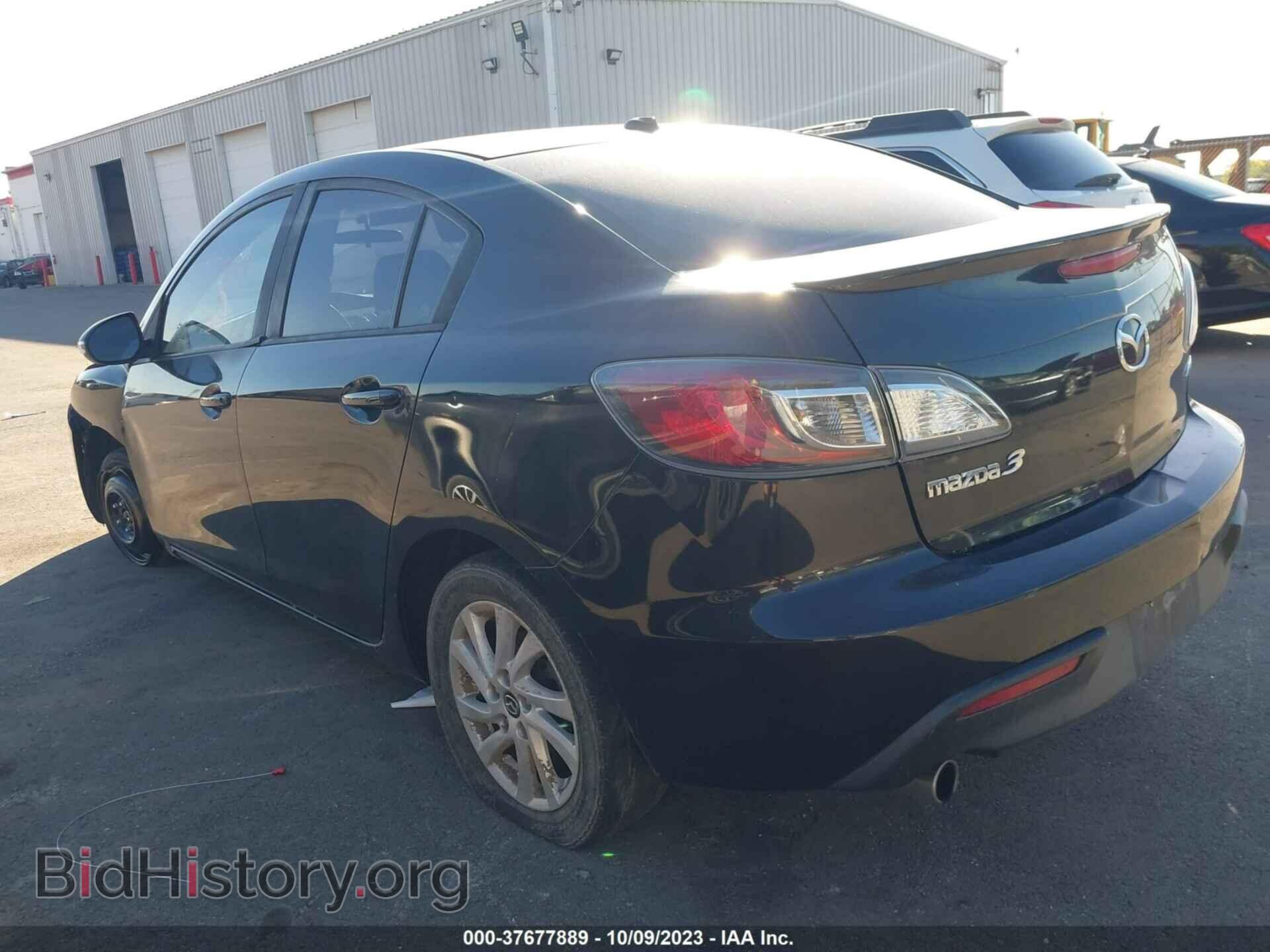 2013 MAZDA MAZDA3 - VIN: JM1BL1WP7D1825088 - Фото 3