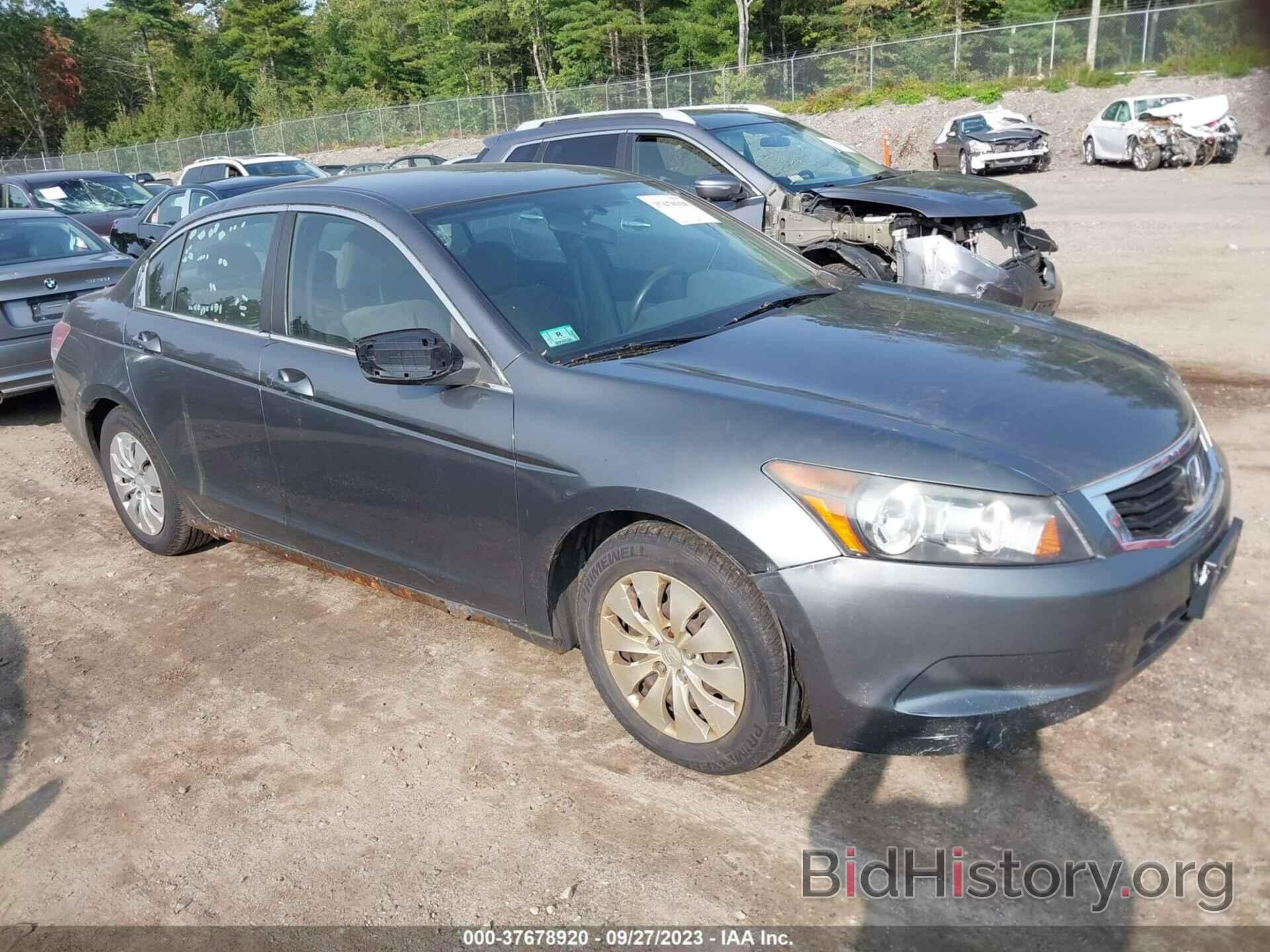 Photo 1HGCP2F38AA084829 - HONDA ACCORD SDN 2010