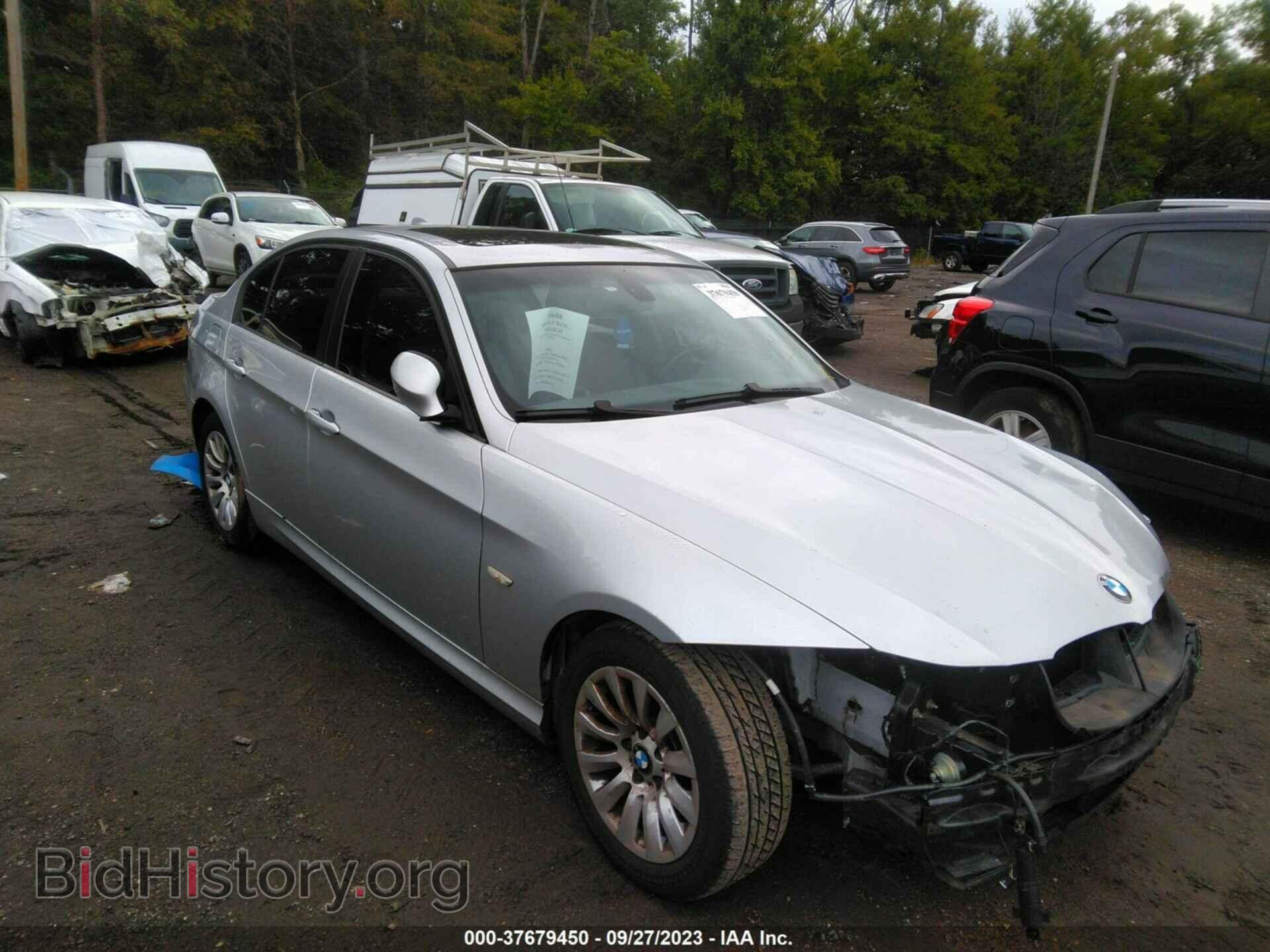 Photo WBAPH73529A172784 - BMW 3 SERIES 2009