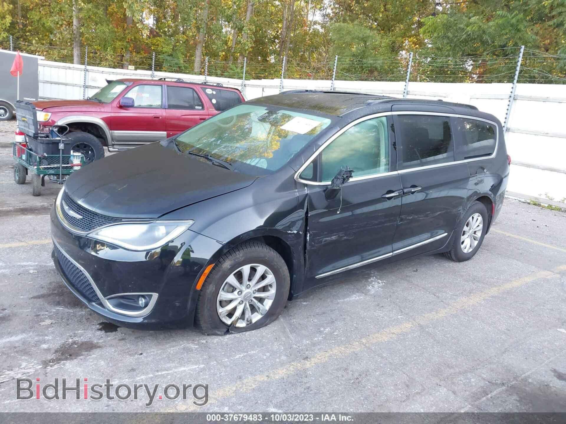 2017 CHRYSLER PACIFICA - VIN: 2C4RC1BG8HR734515 - Photo 2