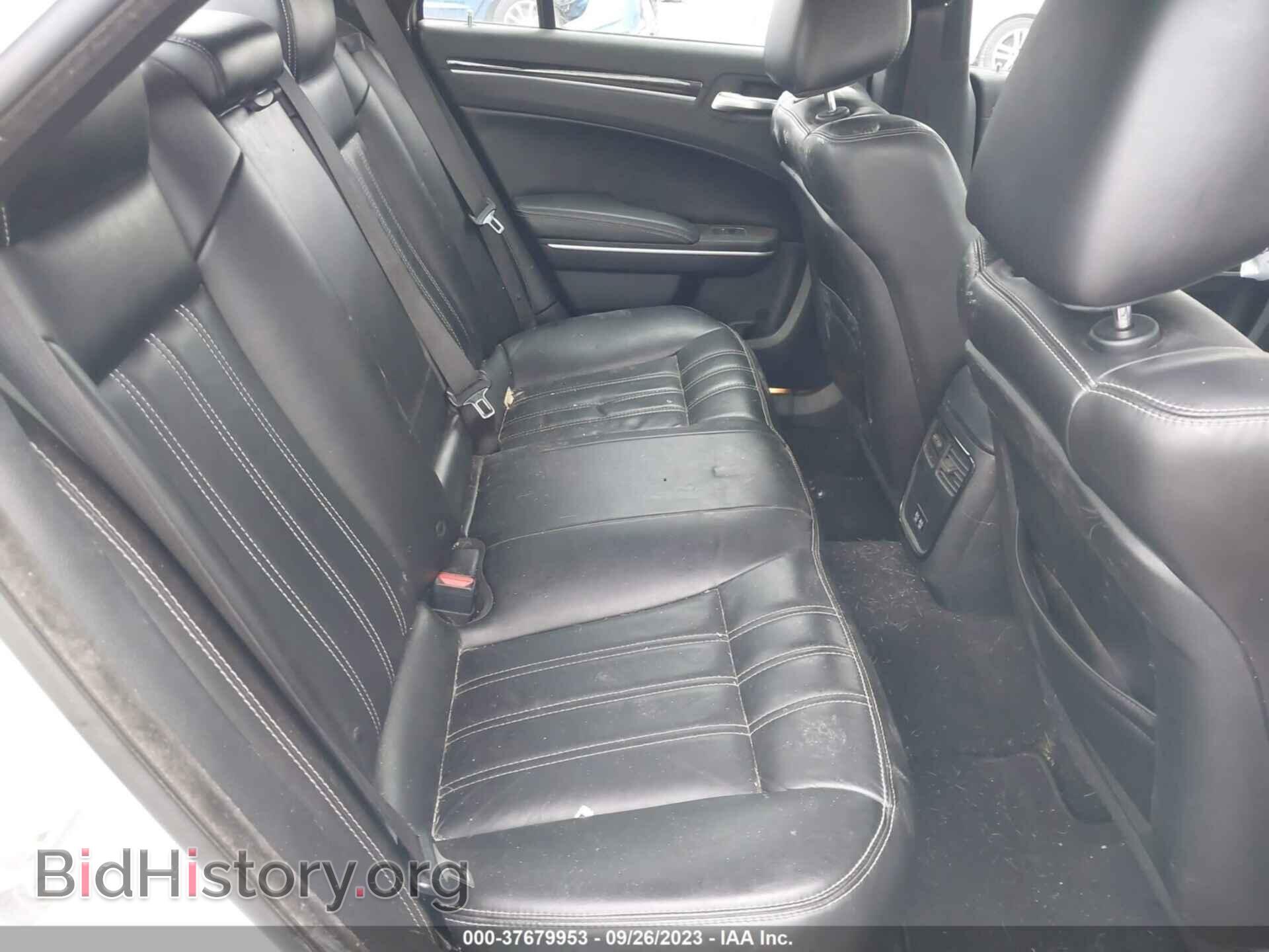 2020 CHRYSLER 300 - VIN: 2C3CCABG8LH201329 - Фото 8