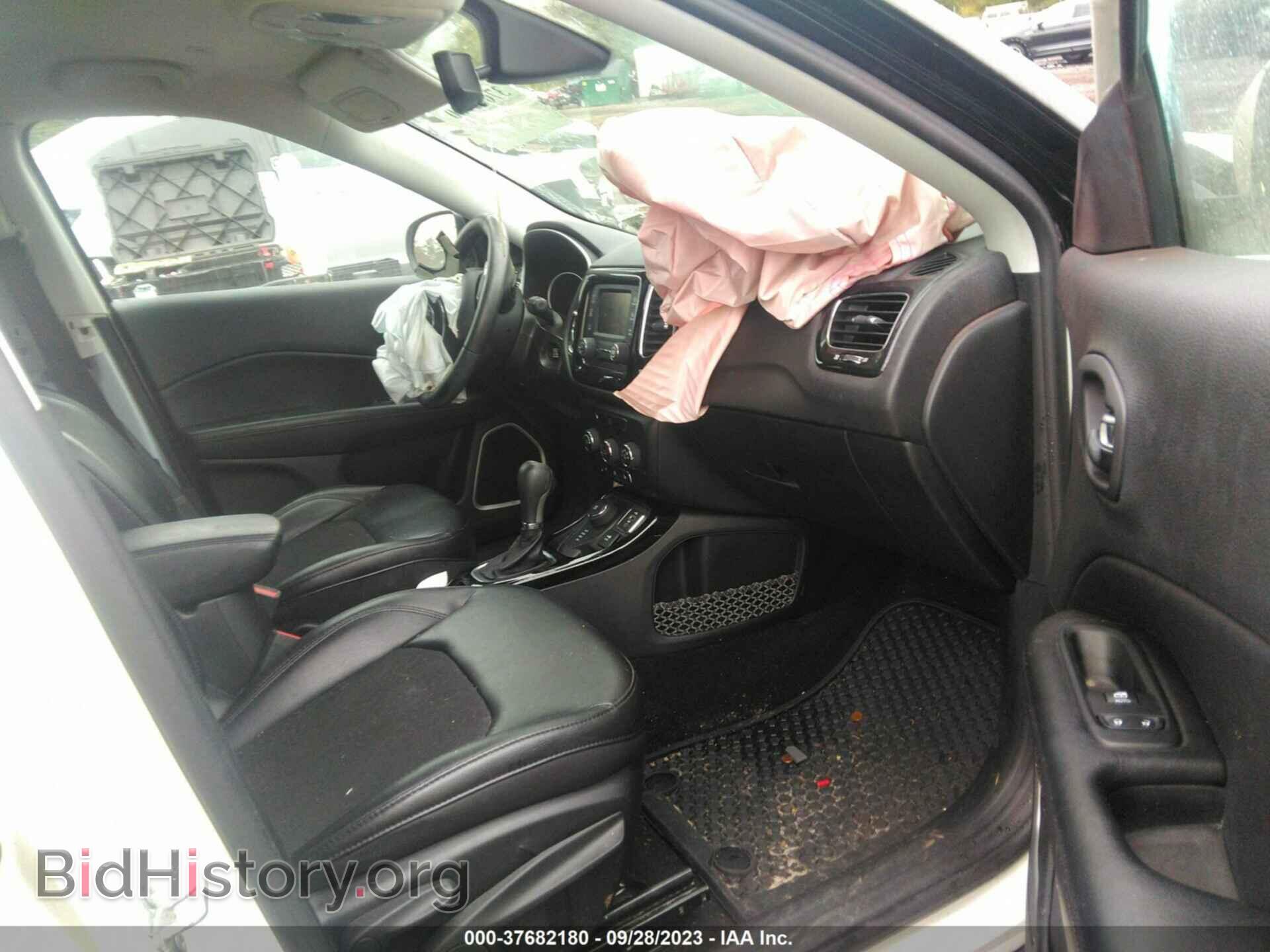 2018 JEEP COMPASS - VIN: 3C4NJDBB2JT453467 - Фото 5