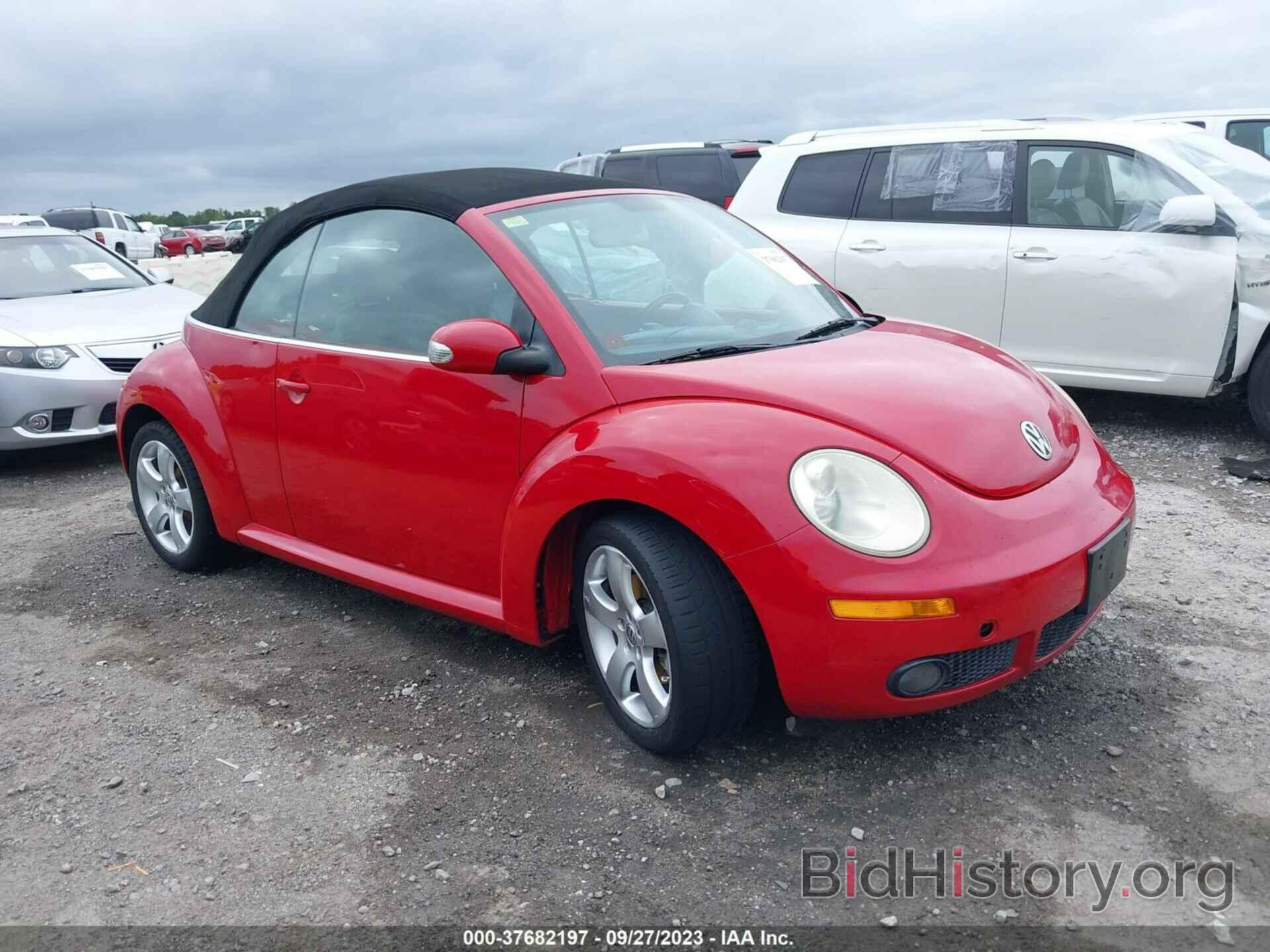 Photo 3VWSF31Y16M312120 - VOLKSWAGEN NEW BEETLE CONVERTIBLE 2006