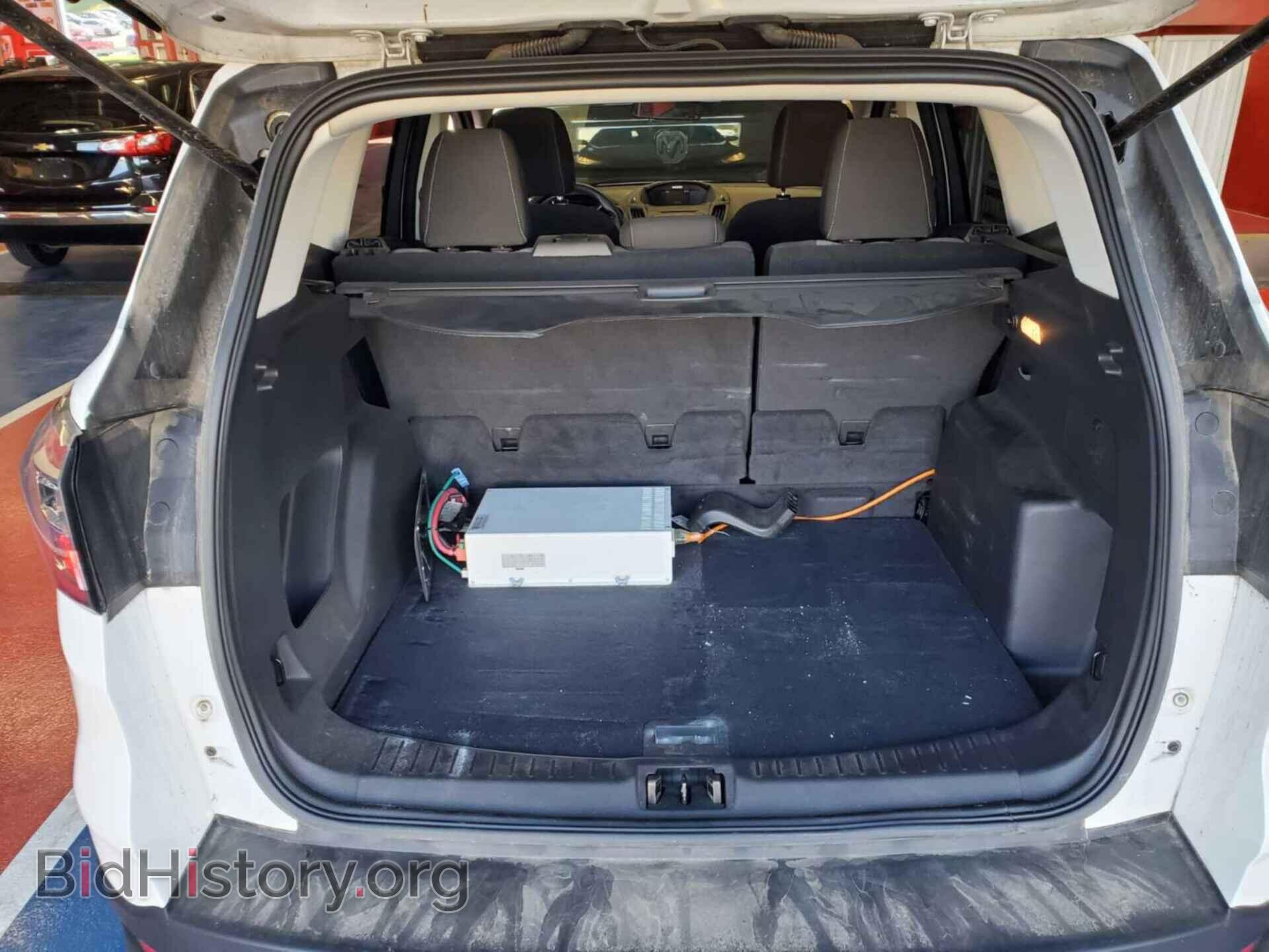 2017 FORD ESCAPE - VIN: 1FMCU0GDXHUB54046 - Фото 2