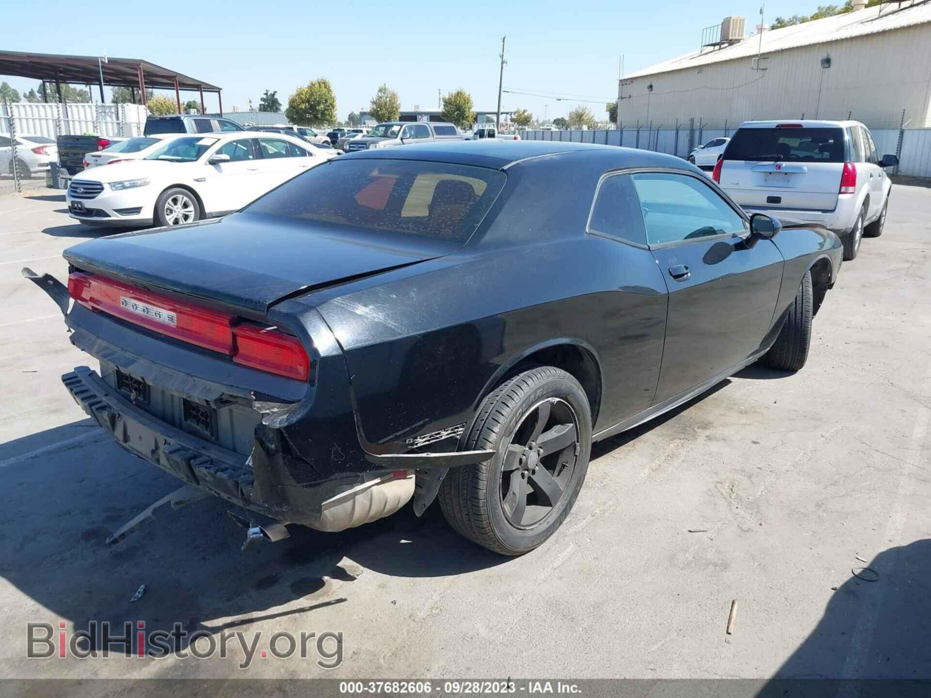 2012 DODGE CHALLENGER - VIN: 2C3CDYAGXCH196111 - Photo 4