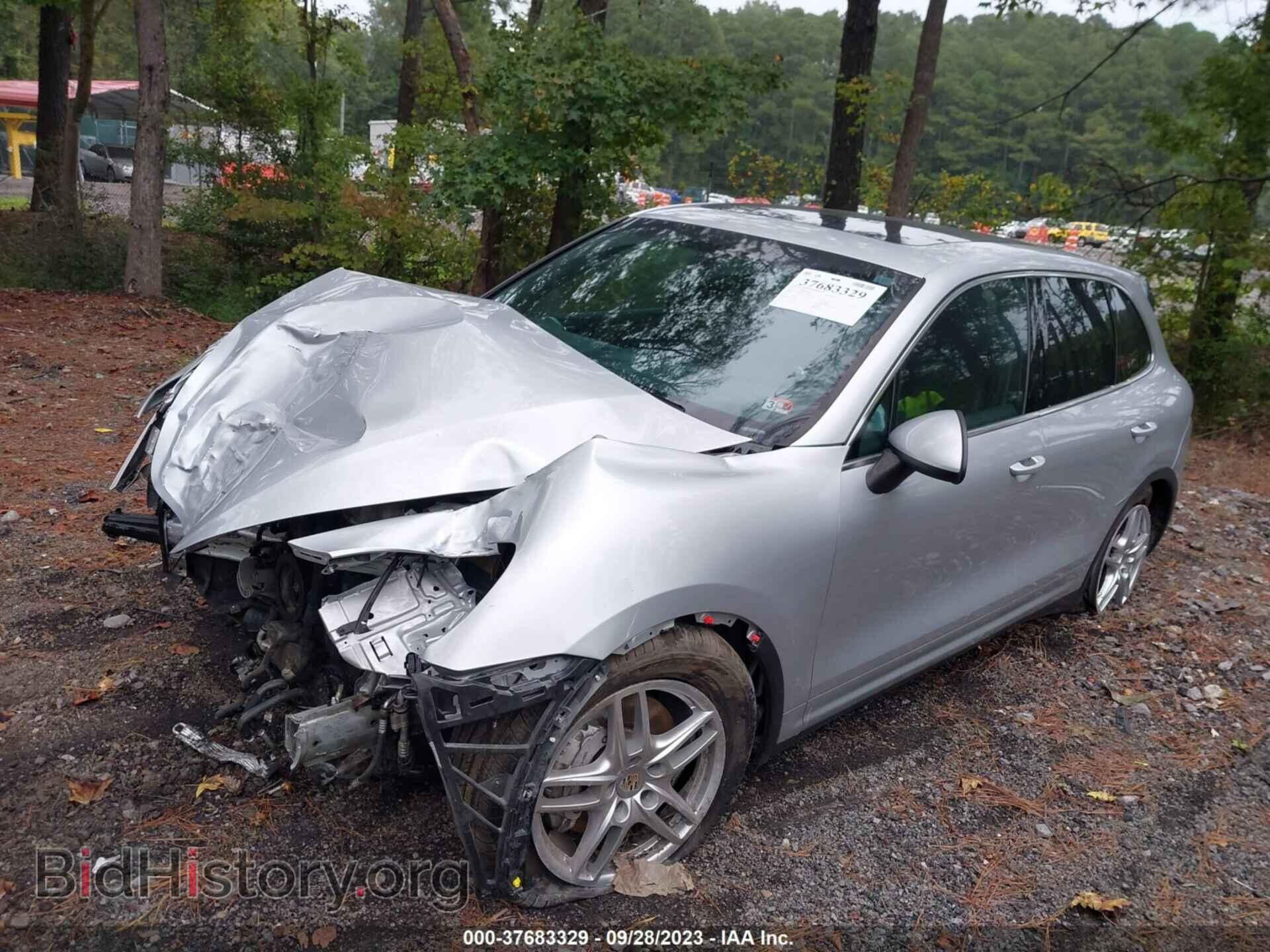 2013 PORSCHE CAYENNE - VIN: WP1AB2A29DLA84204 - Фото 2