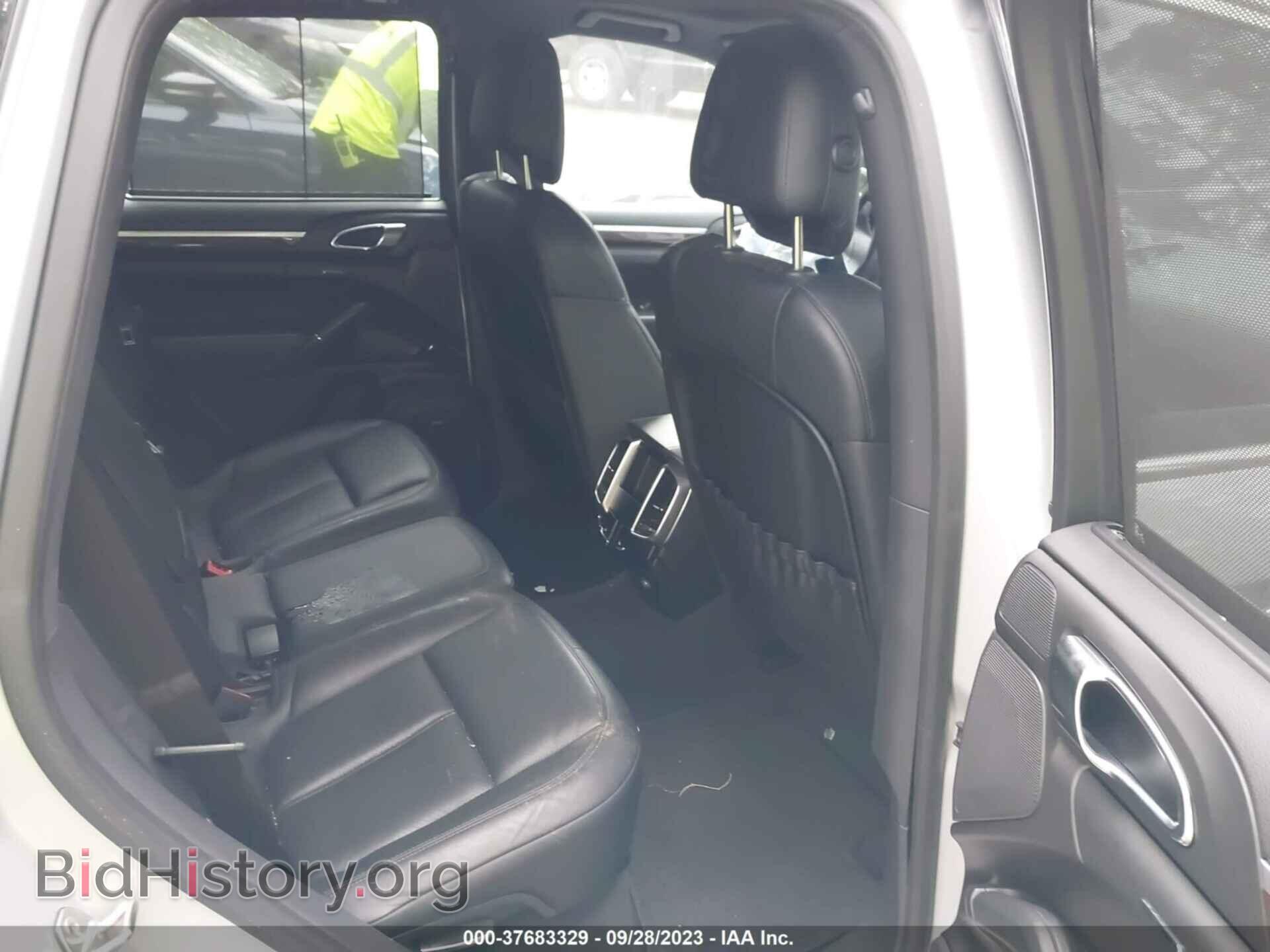 2013 PORSCHE CAYENNE - VIN: WP1AB2A29DLA84204 - Фото 8