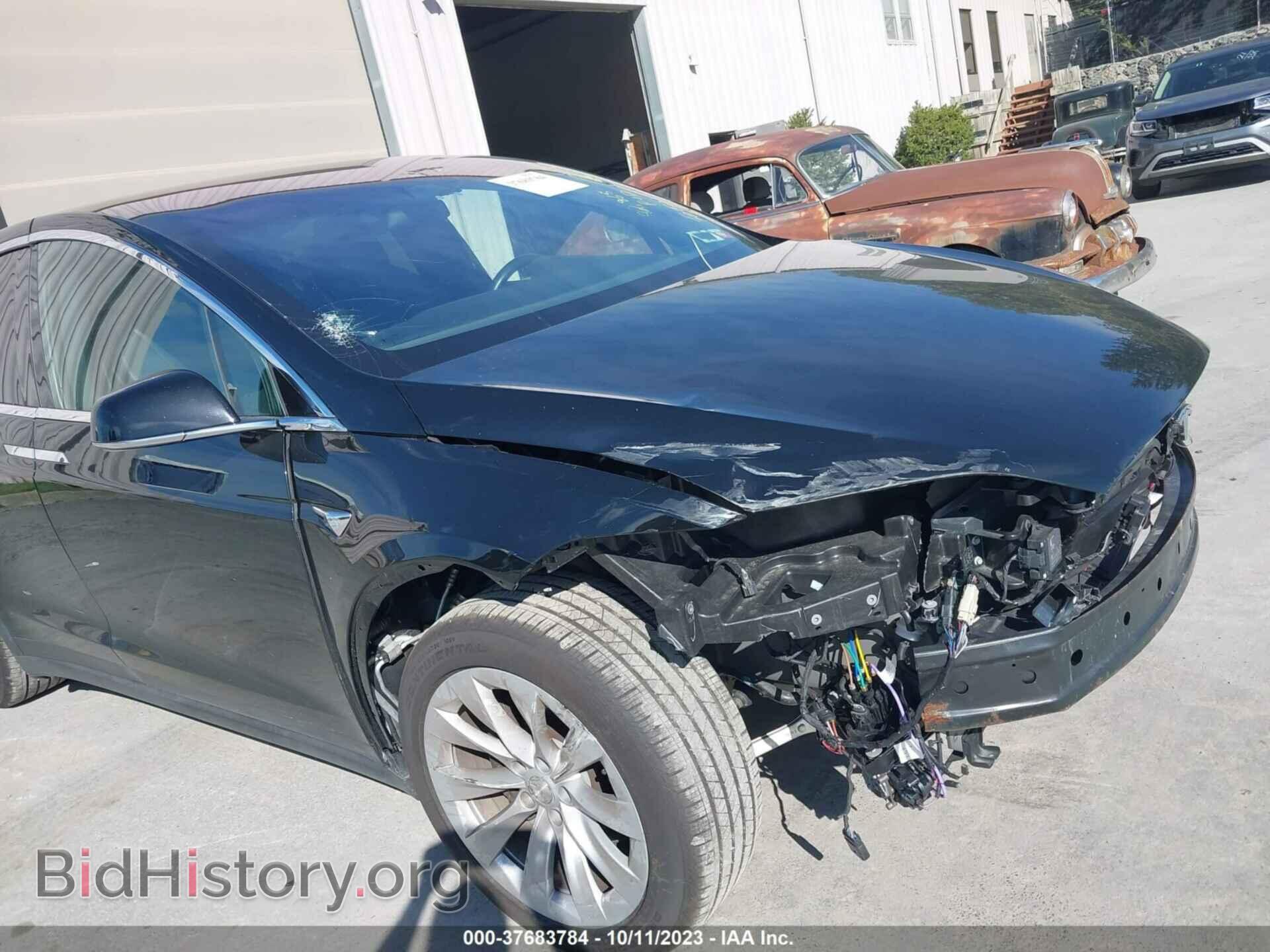 2018 TESLA MODEL X - VIN: 5YJXCAE24JF137600 - Фото 6