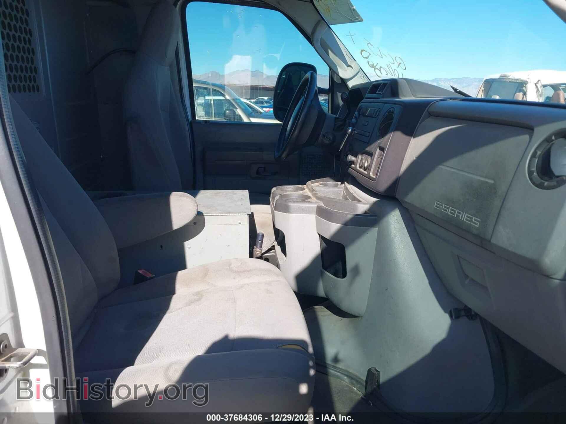 2011 FORD E-150 - VIN: 1FTNE1EW3BDA61798 - Фото 5