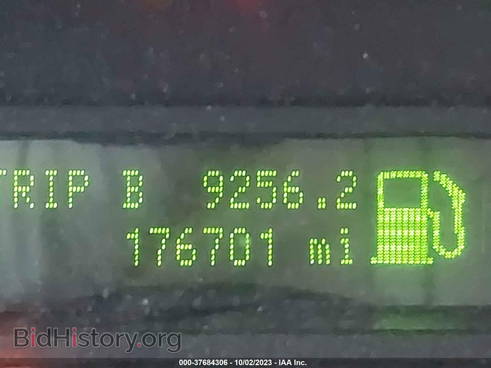 2011 FORD E-150 - VIN: 1FTNE1EW3BDA61798 - Фото 7