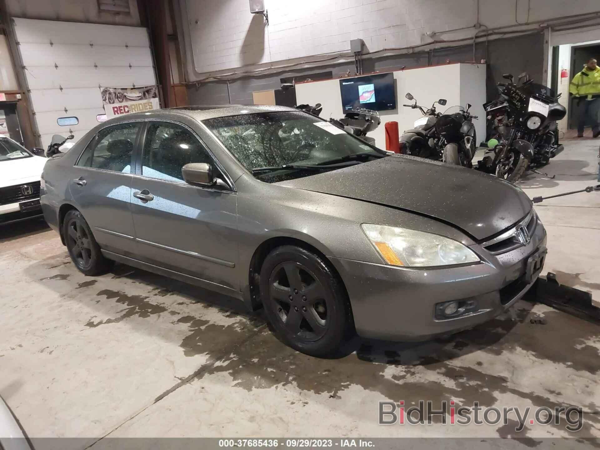 Photo 1HGCM65596A026917 - HONDA ACCORD SDN 2006