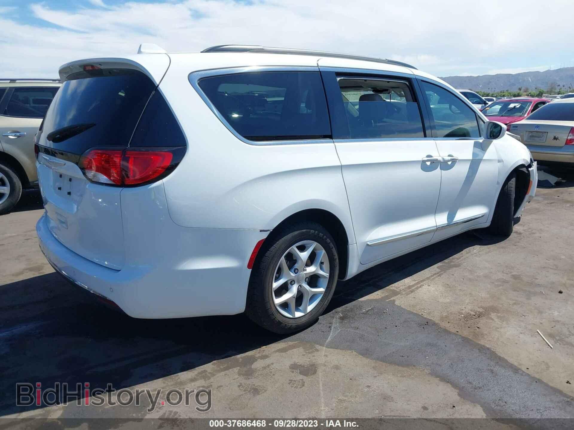 2017 CHRYSLER PACIFICA - VIN: 2C4RC1BG3HR542547 - Фото 4