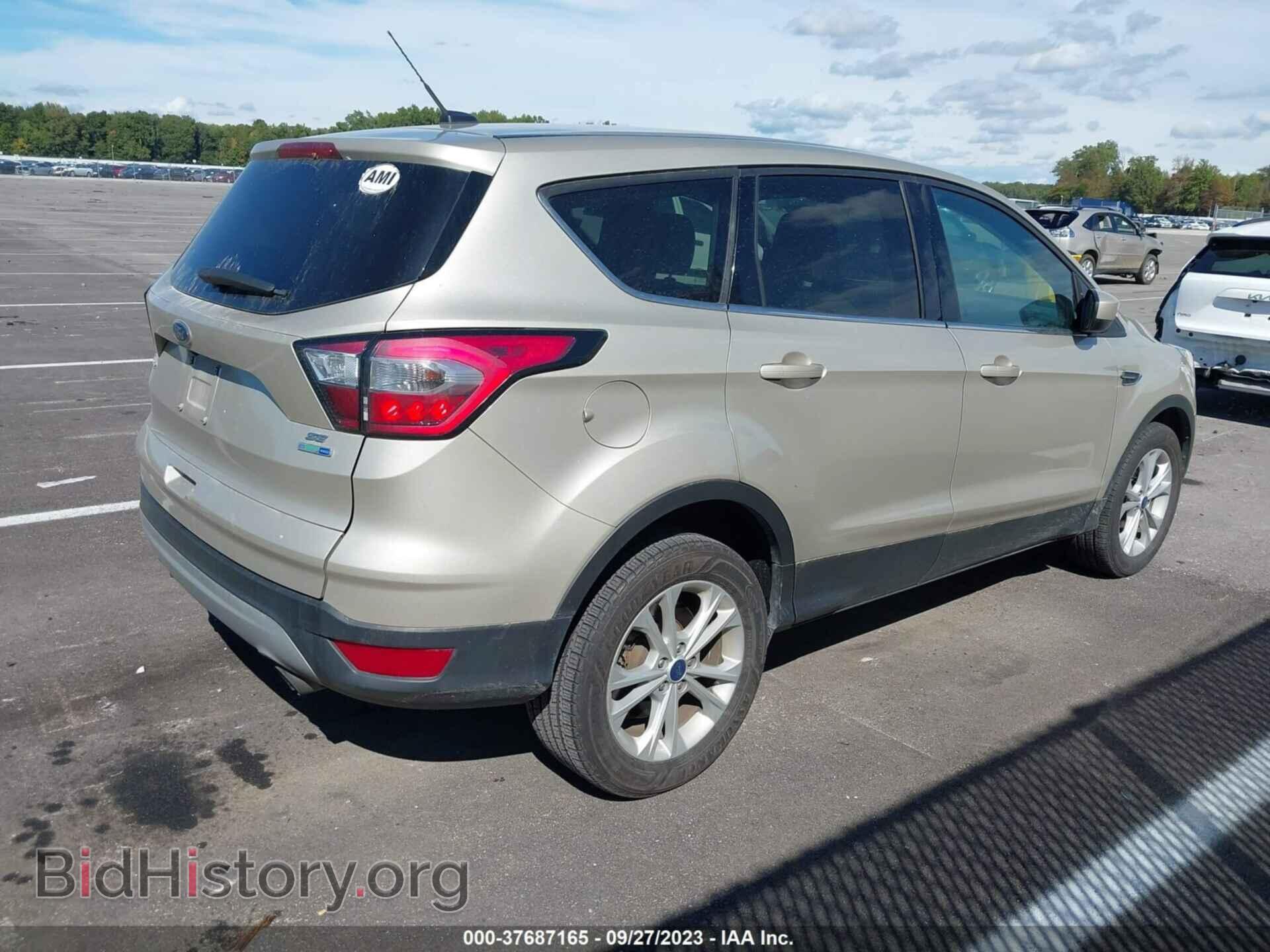 2017 FORD ESCAPE - VIN: 1FMCU9GD3HUD92180 - Фото 4