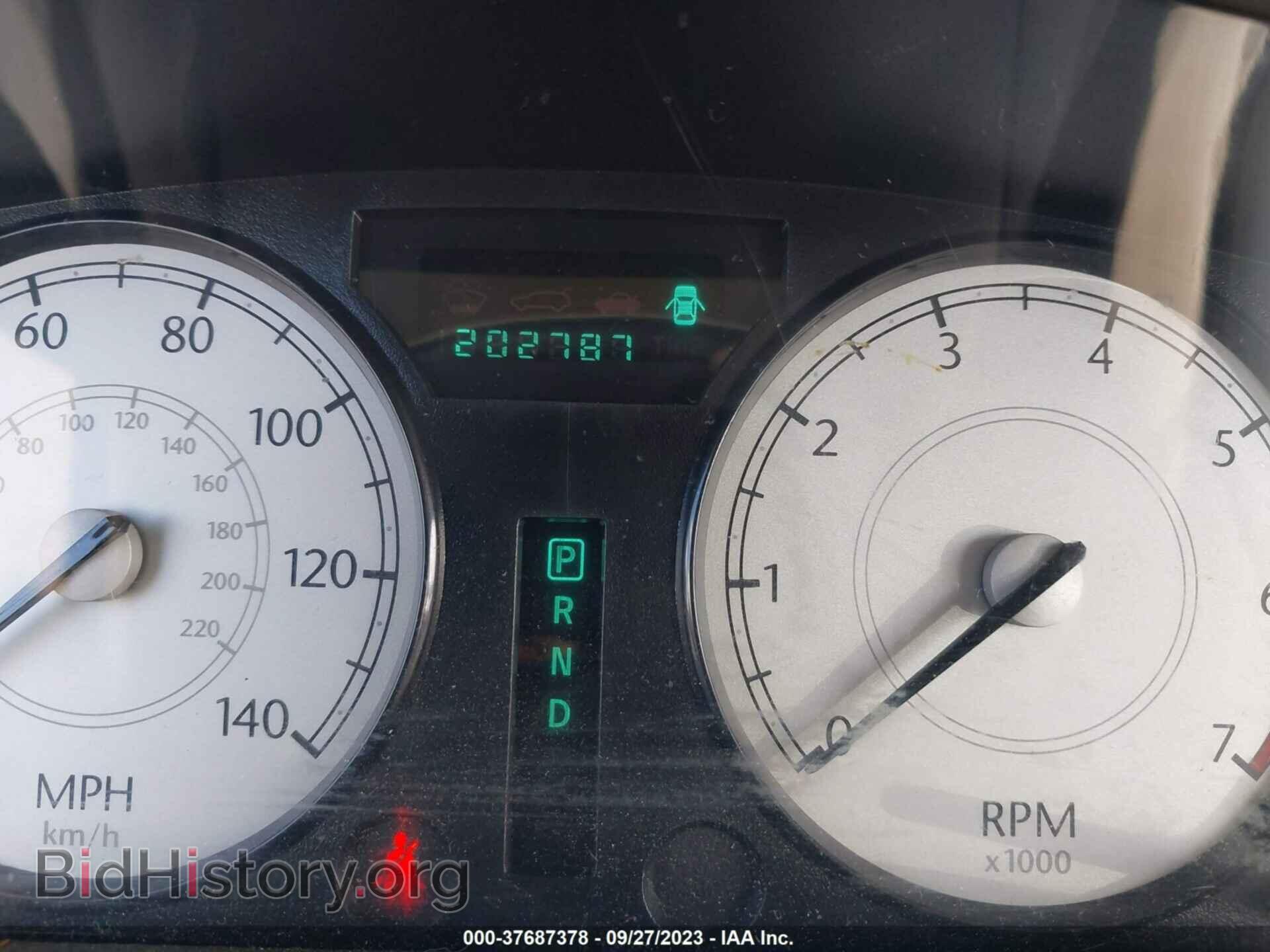 2006 CHRYSLER 300 - VIN: 2C3KA53G66H257703 - Фото 7