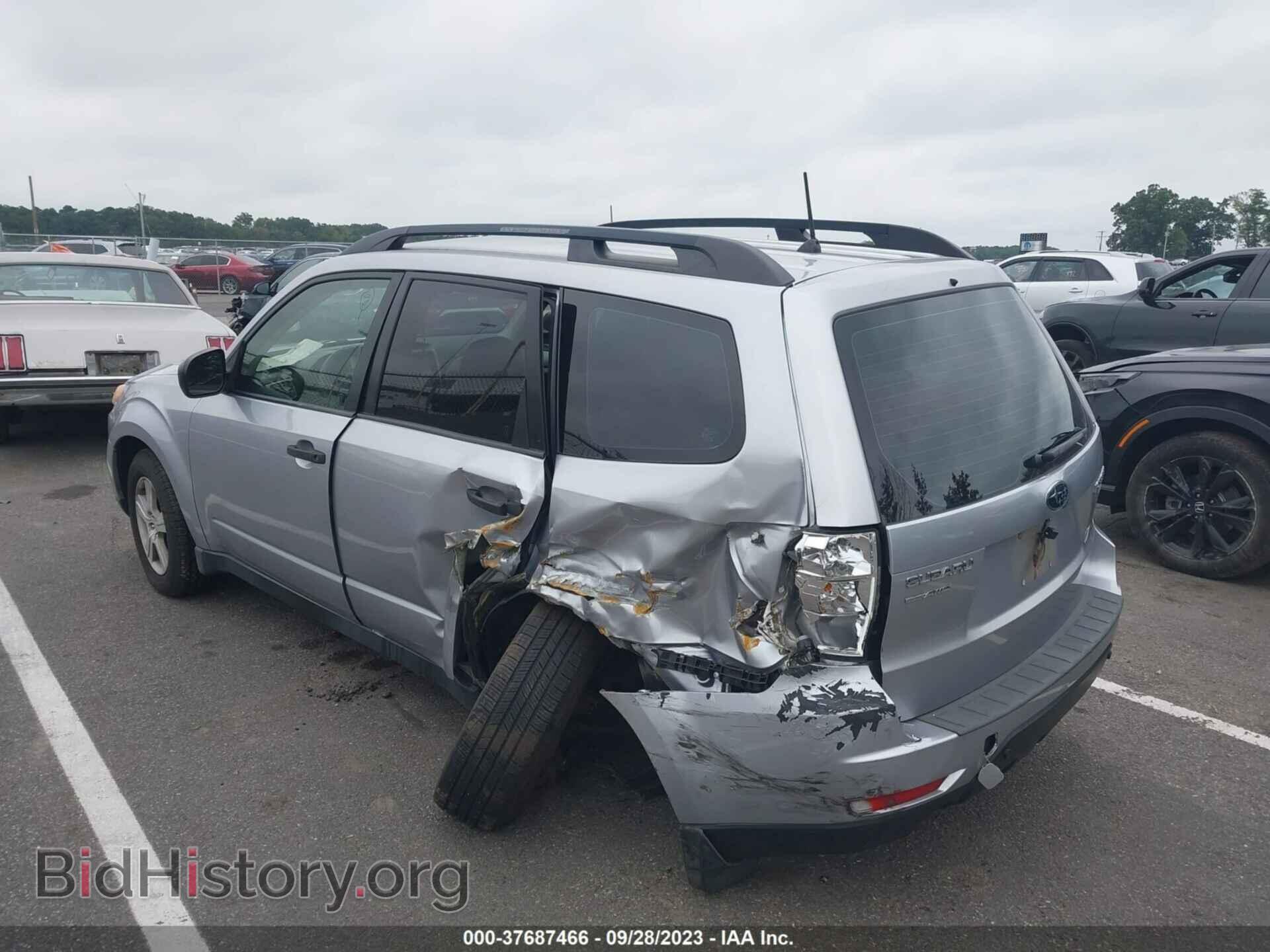 2012 SUBARU FORESTER - VIN: JF2SHABC2CH424558 - Фото 3