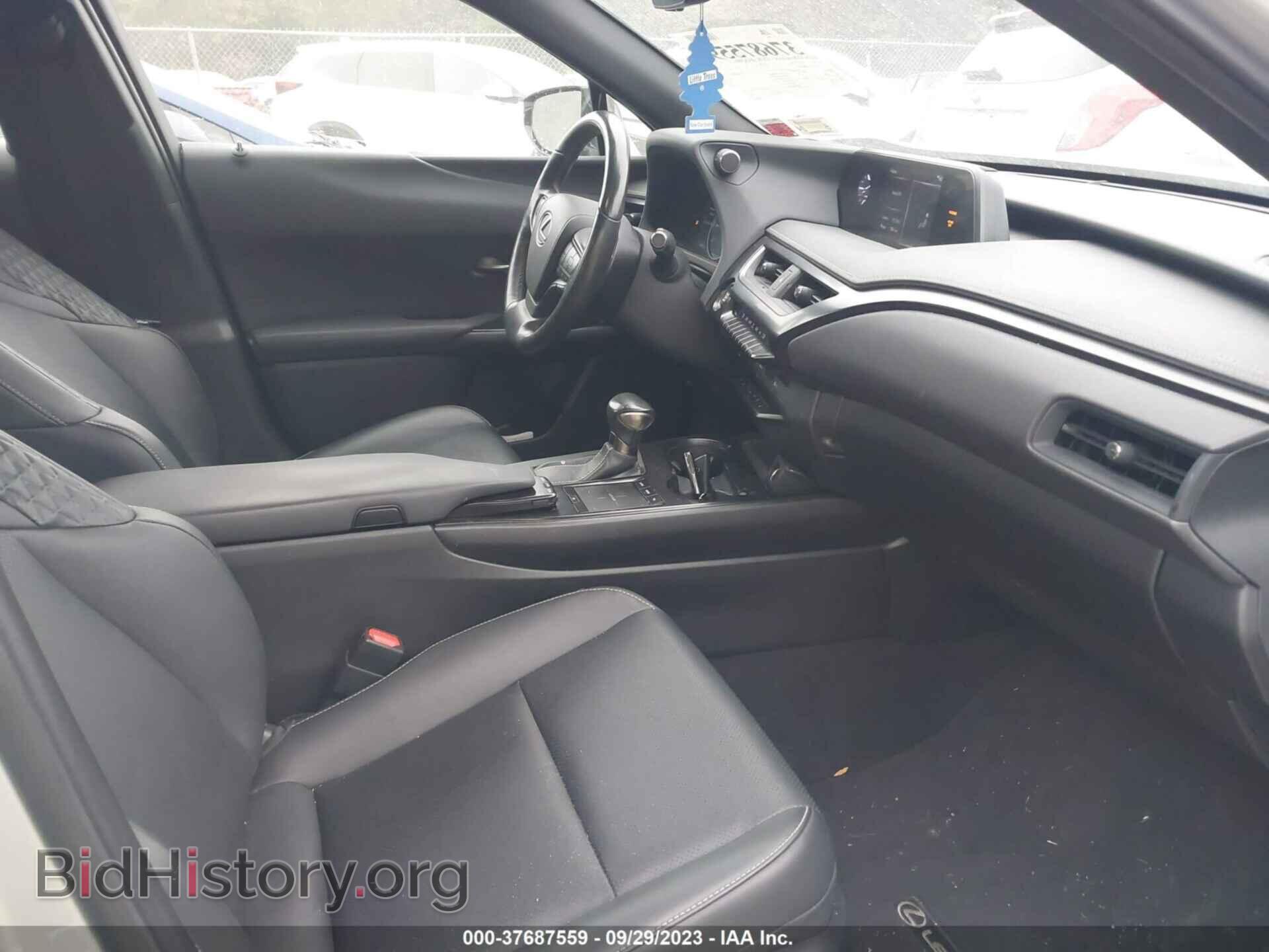 2019 LEXUS UX - VIN: JTHY3JBH8K2000711 - Photo 5