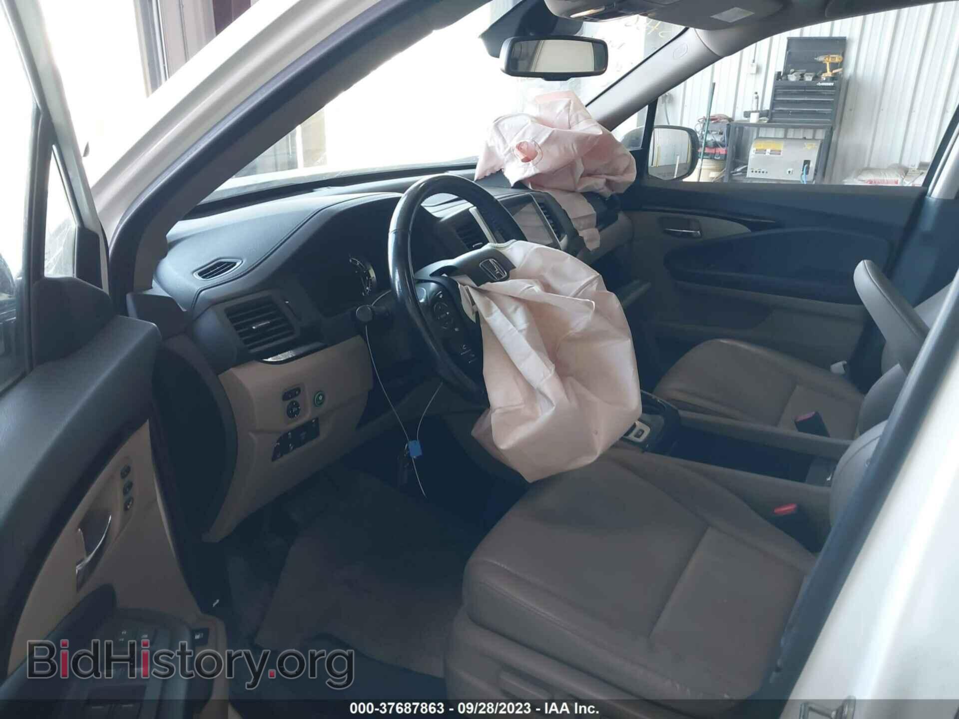 2017 HONDA RIDGELINE - VIN: 5FPYK3F75HB004052 - Фото 5