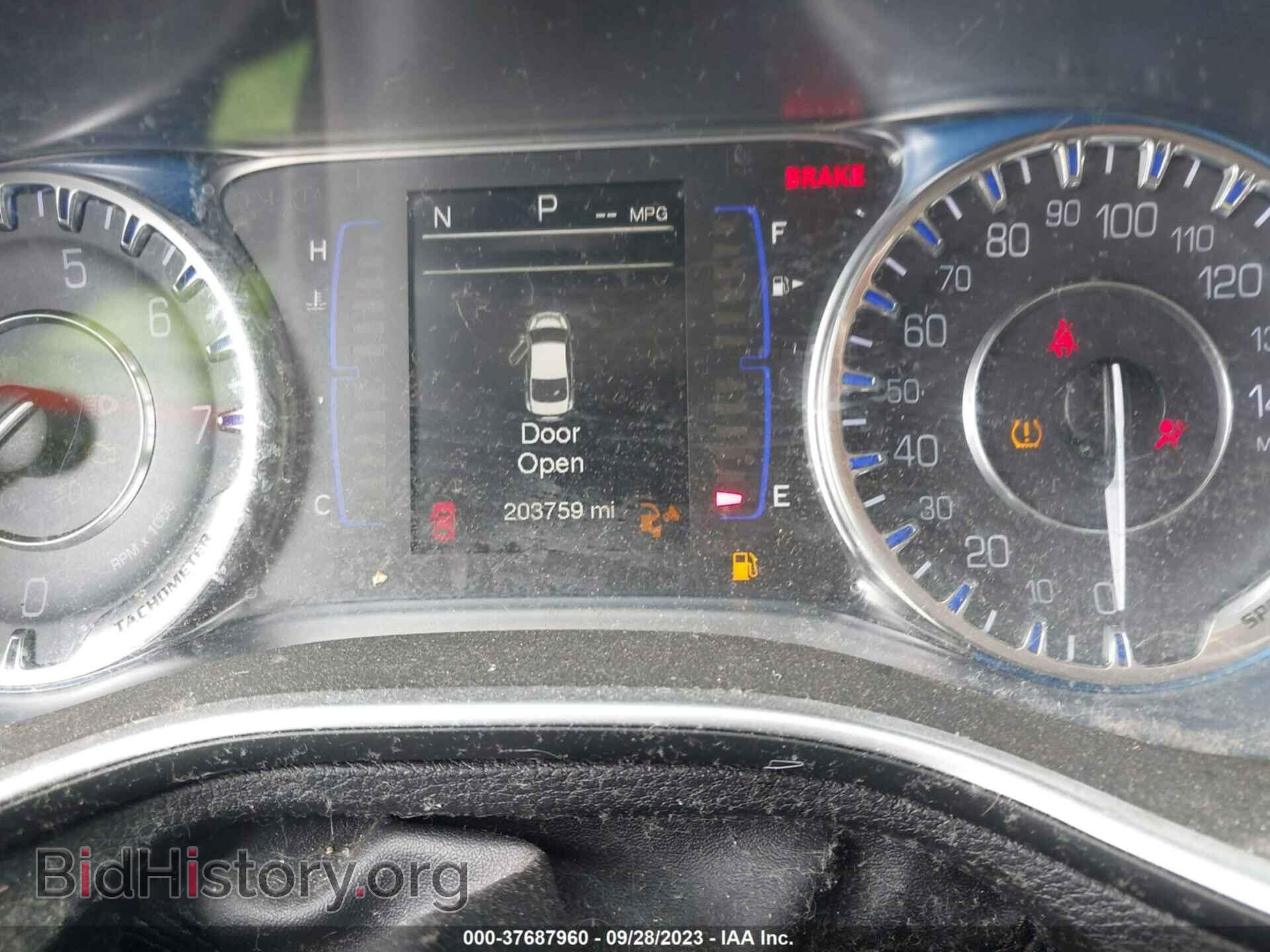 2016 CHRYSLER 200 - VIN: 1C3CCCFB0GN134121 - Фото 7