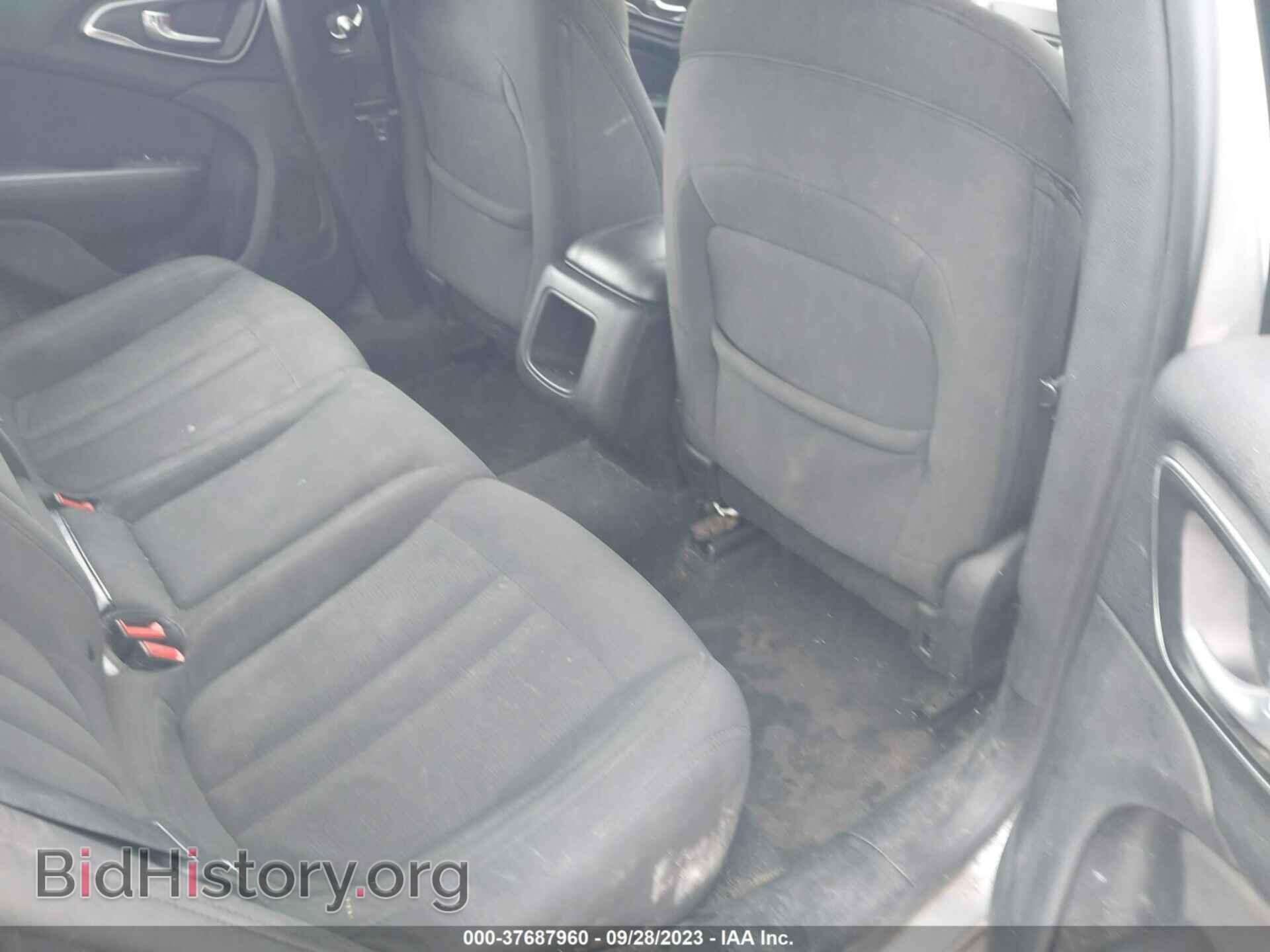 2016 CHRYSLER 200 - VIN: 1C3CCCFB0GN134121 - Фото 8