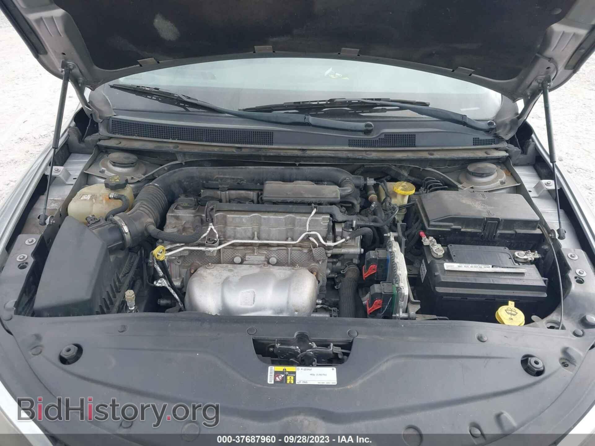 2016 CHRYSLER 200 - VIN: 1C3CCCFB0GN134121 - Фото 10