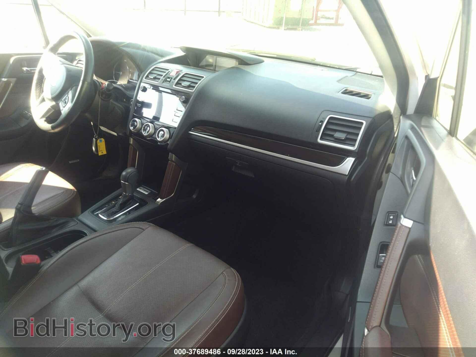 2017 SUBARU FORESTER - VIN: JF2SJATC1HH522782 - Фото 5