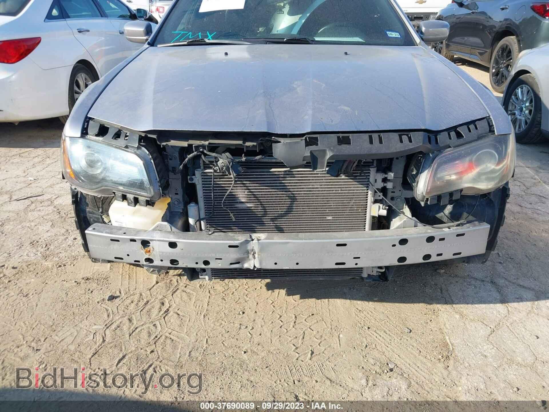 2014 CHRYSLER 300 - VIN: 2C3CCABG1EH336445 - Фото 6